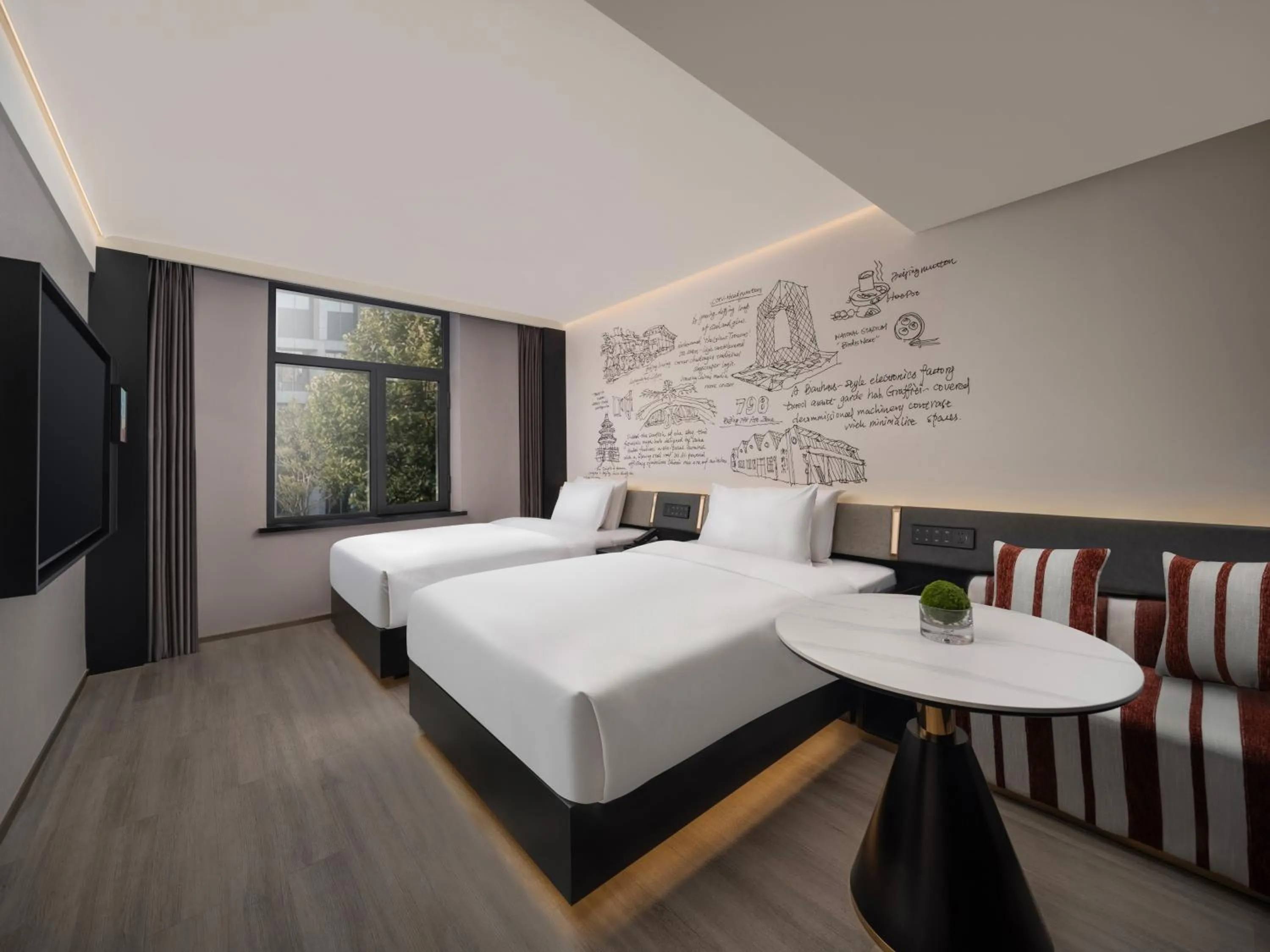 Photo of the whole room, Bed in Garner Hotel Beijing 798 Art District by IHG
