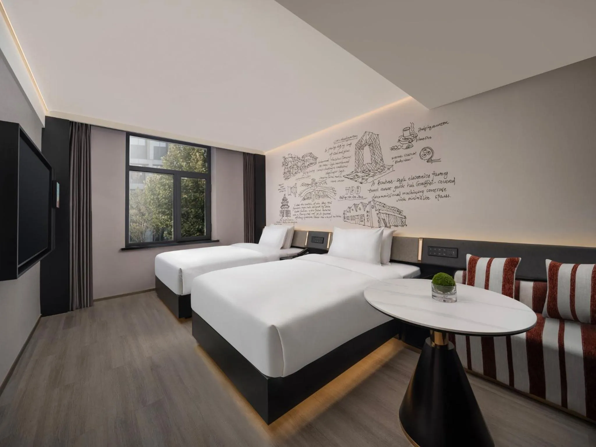 Photo of the whole room, Bed in Garner Hotel Beijing 798 Art District by IHG