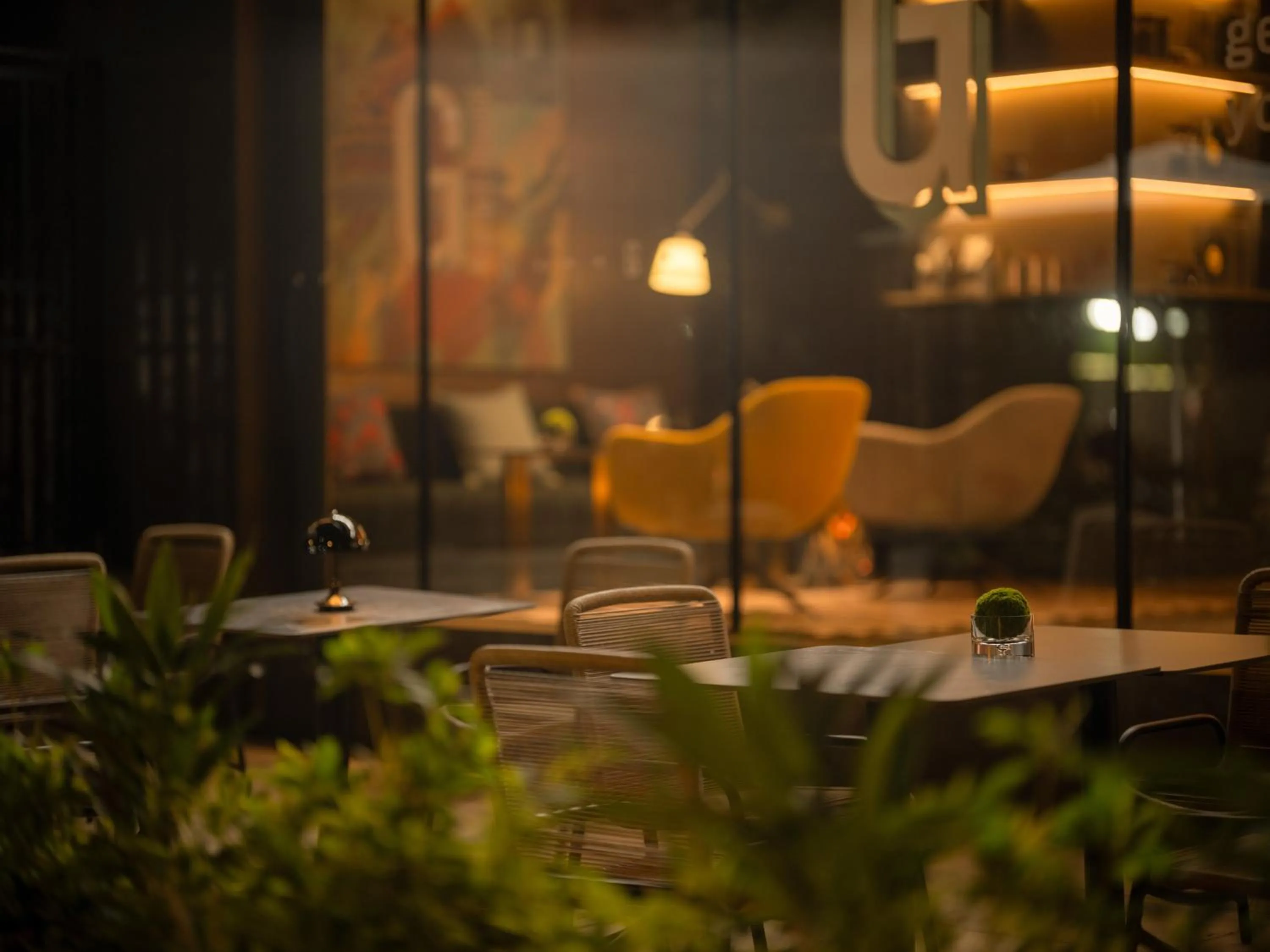 Seating area in Garner Hotel Beijing 798 Art District by IHG