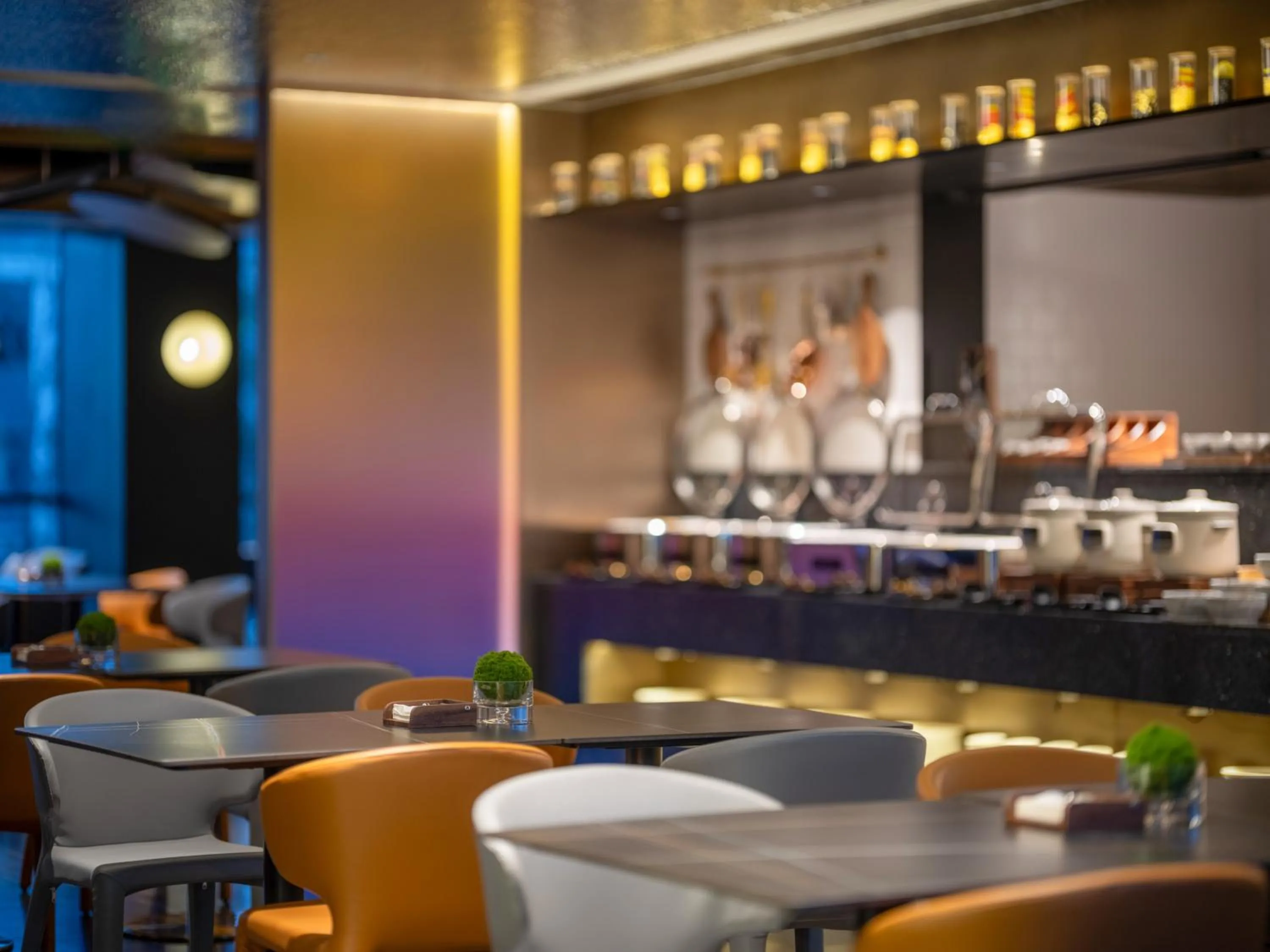 Breakfast in Garner Hotel Beijing 798 Art District by IHG