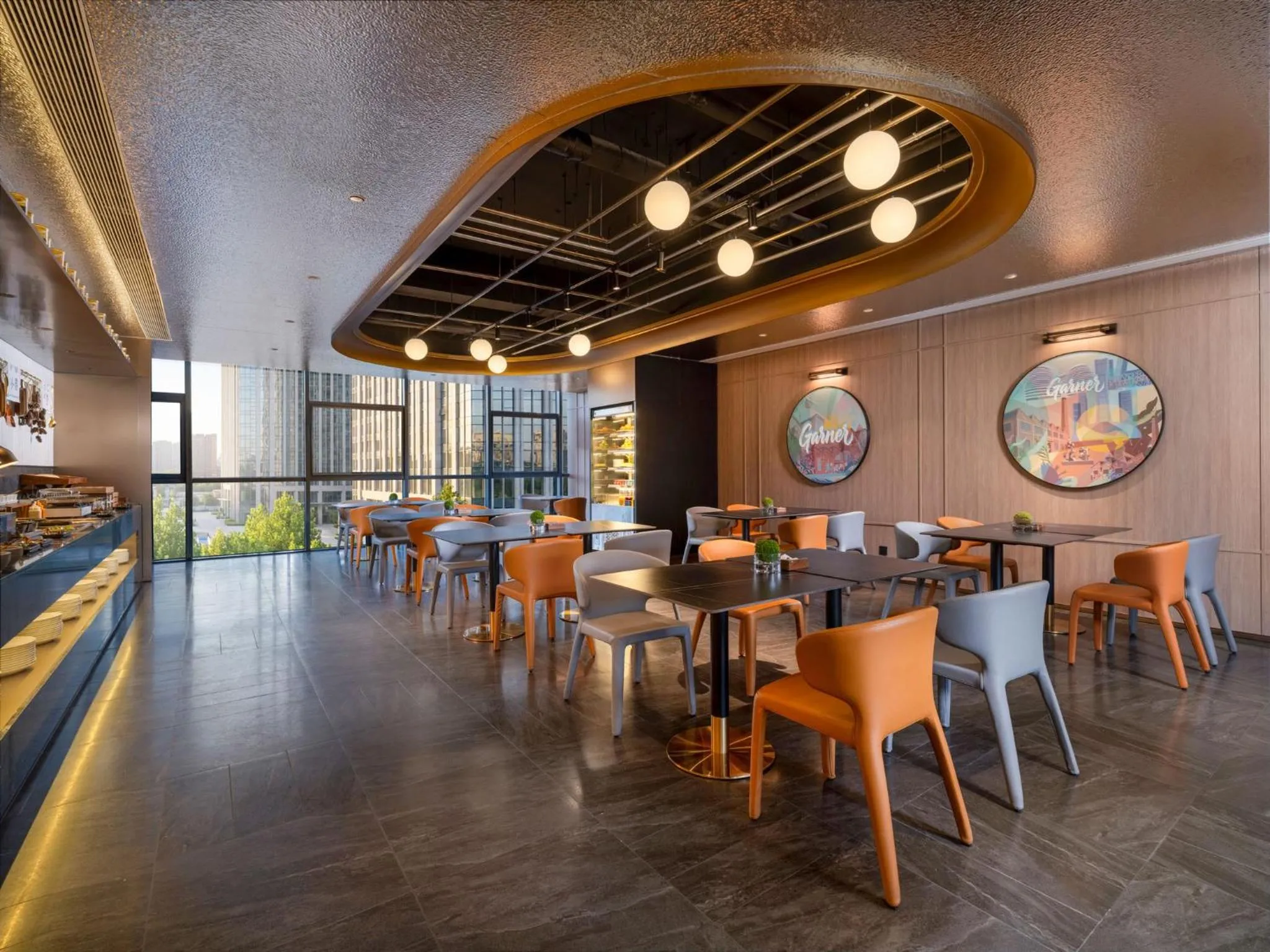 Restaurant/places to eat in Garner Hotel Beijing 798 Art District by IHG