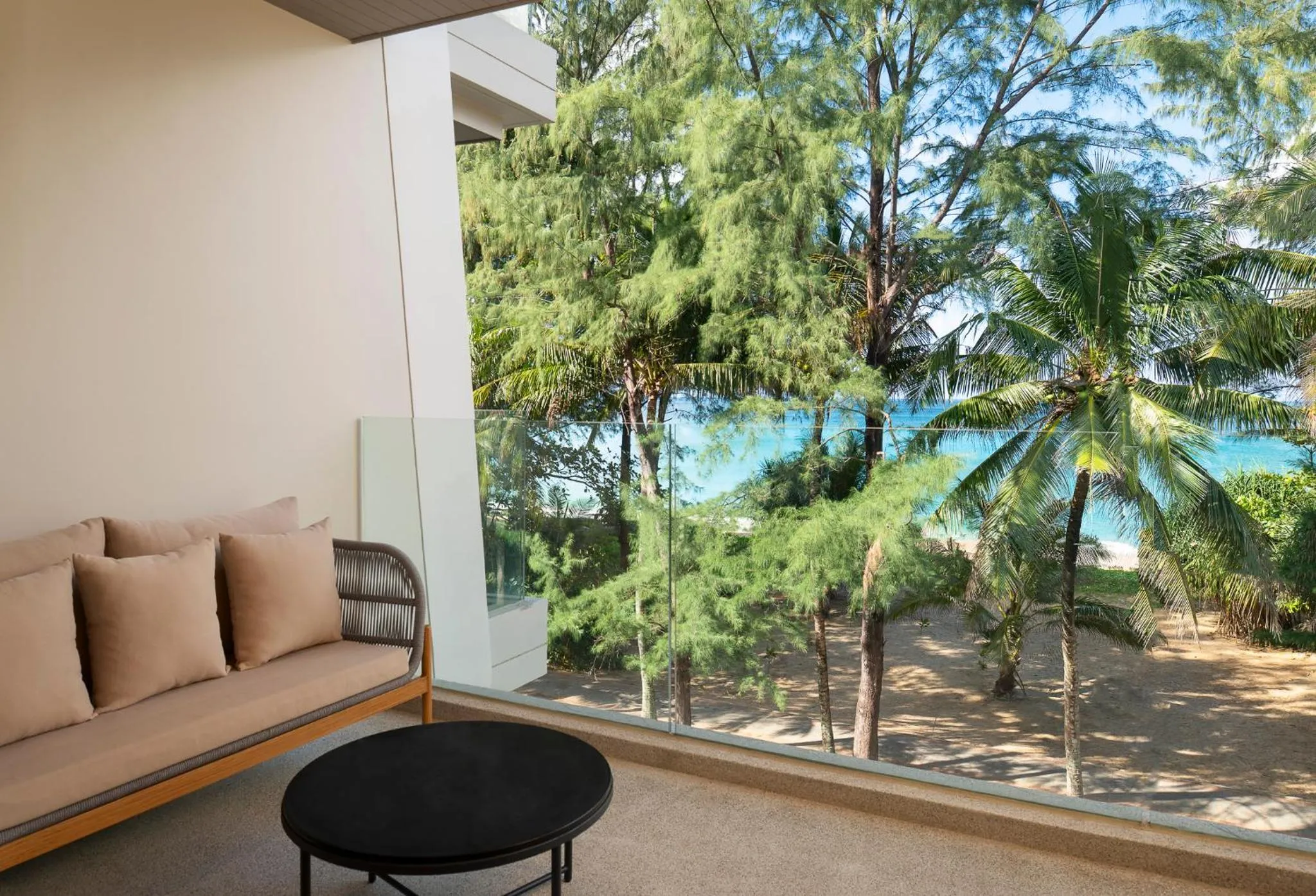 	 Premium Room with Balcony – Ocean Front in Radisson Blu Resort, Phuket Mai Khao Beach