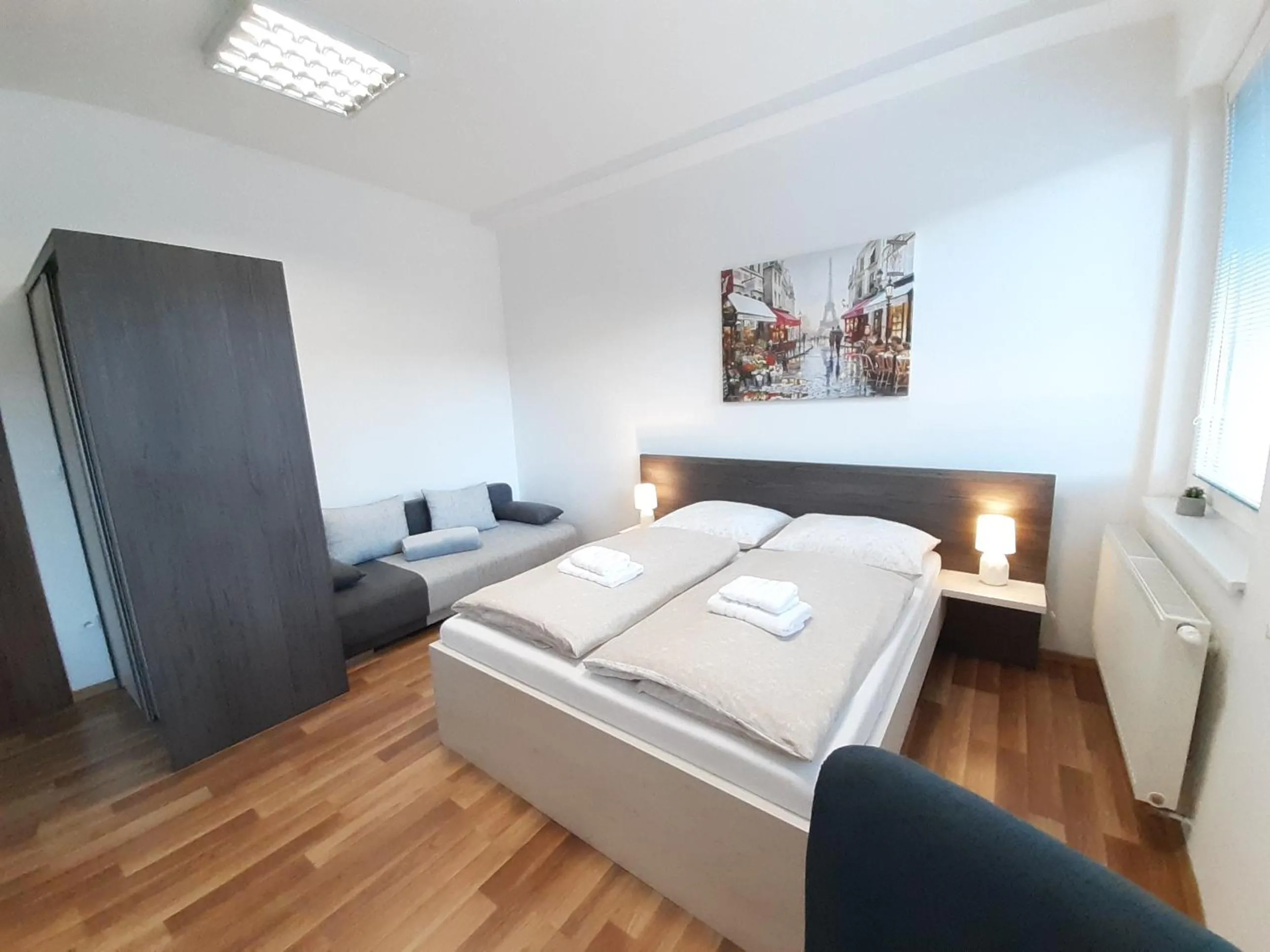 Bedroom, Bed in Apartments MODOM
