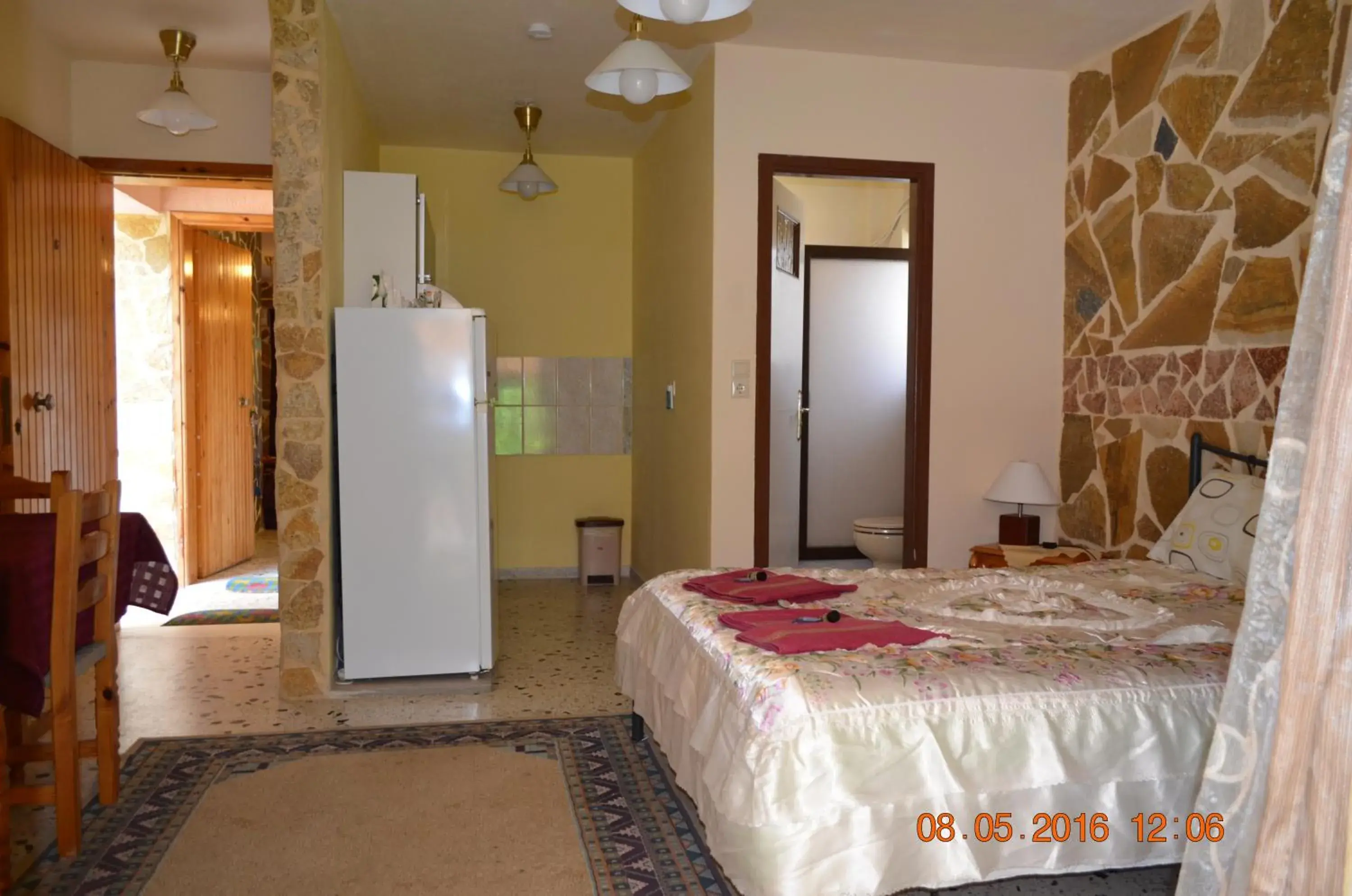 Studio with Terrace - single occupancy in Apartments Zoumperi Studio with Terrace - single occupancy in Apartments Zoumperi
