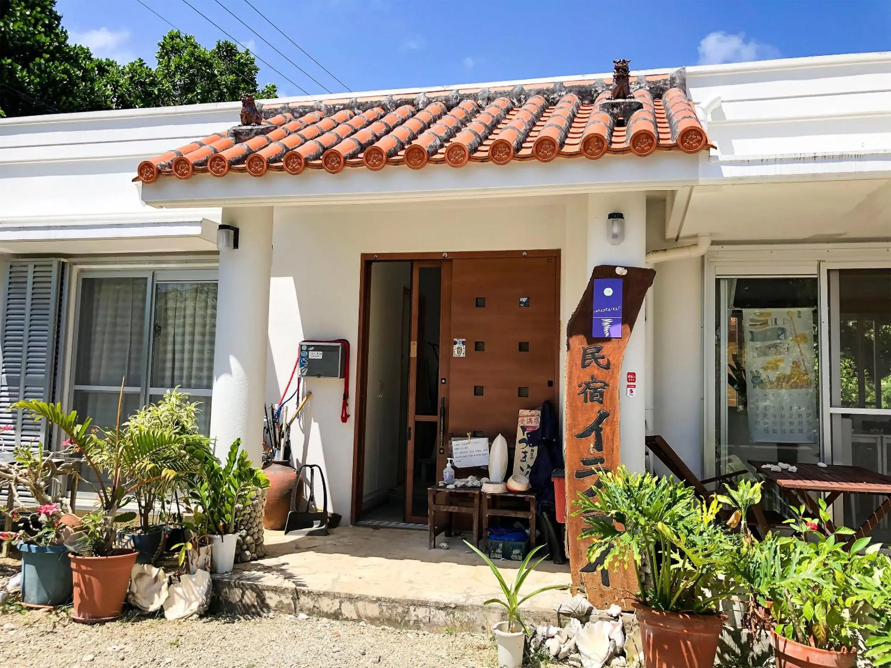 Facade/entrance in Minshuku Irayoi Facade/entrance in Minshuku Irayoi
