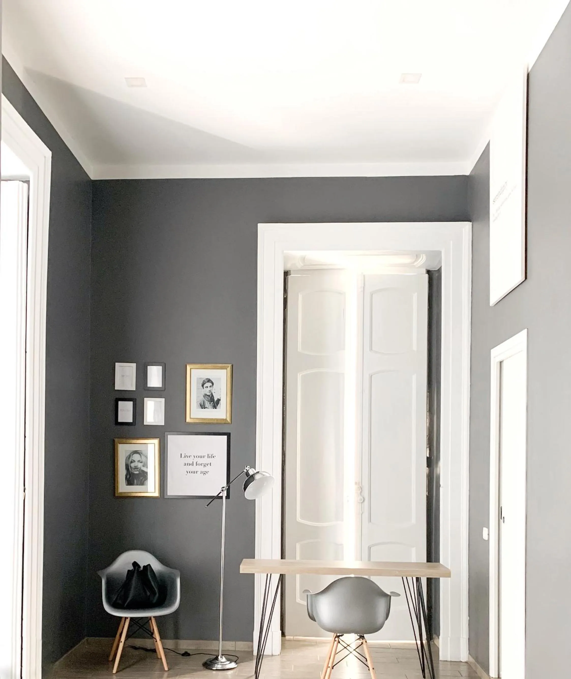 Photo of the whole room in Serendipity