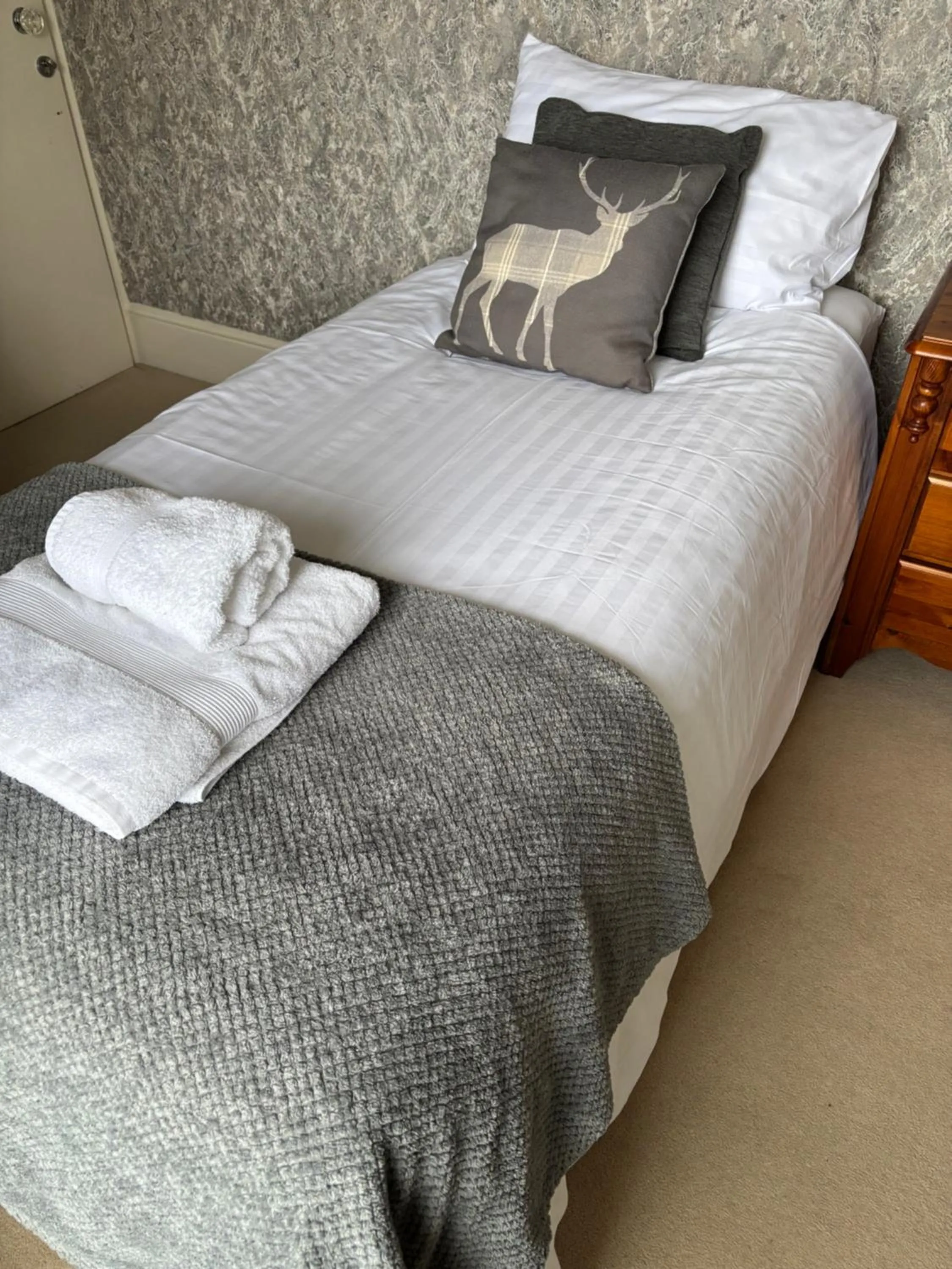 Bed in Hazeldene Guest House
