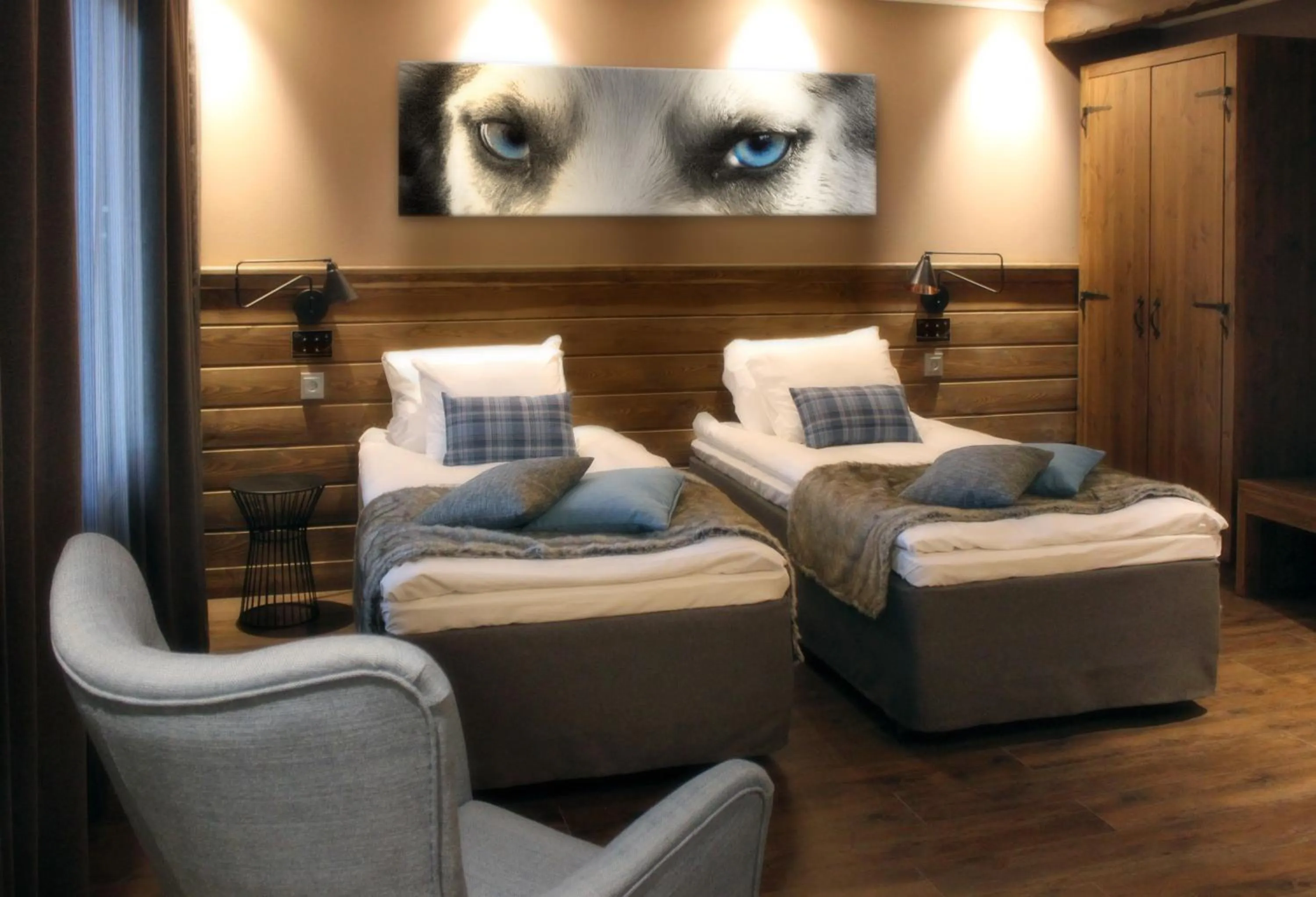 Photo of the whole room in Beana Laponia - Wilderness boutique hotel with safaris