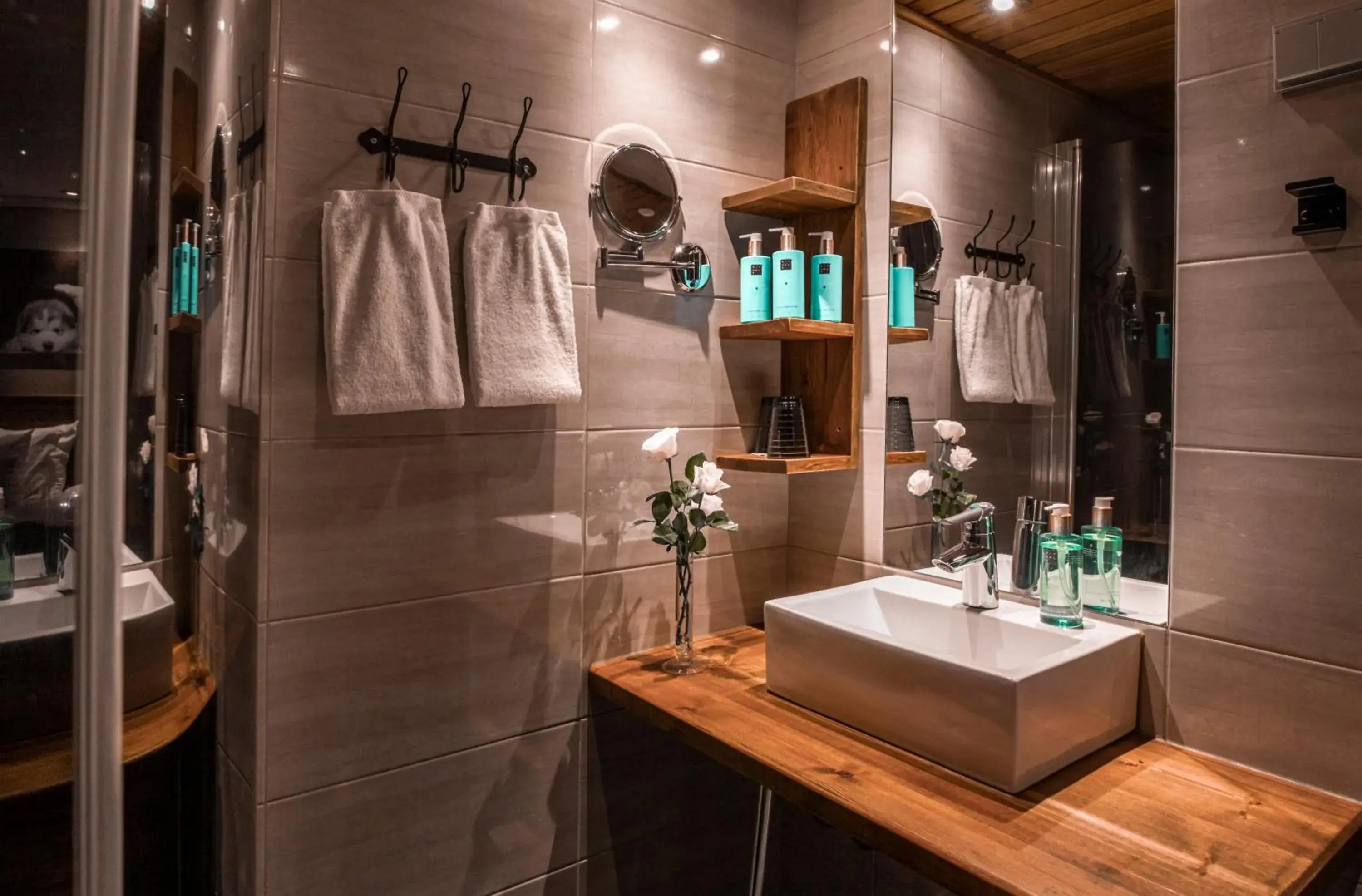 Double or Twin Room - "Beana" in Beana Laponia - Wilderness boutique hotel with safaris Double or Twin Room - "Beana" in Beana Laponia - Wilderness boutique hotel with safaris