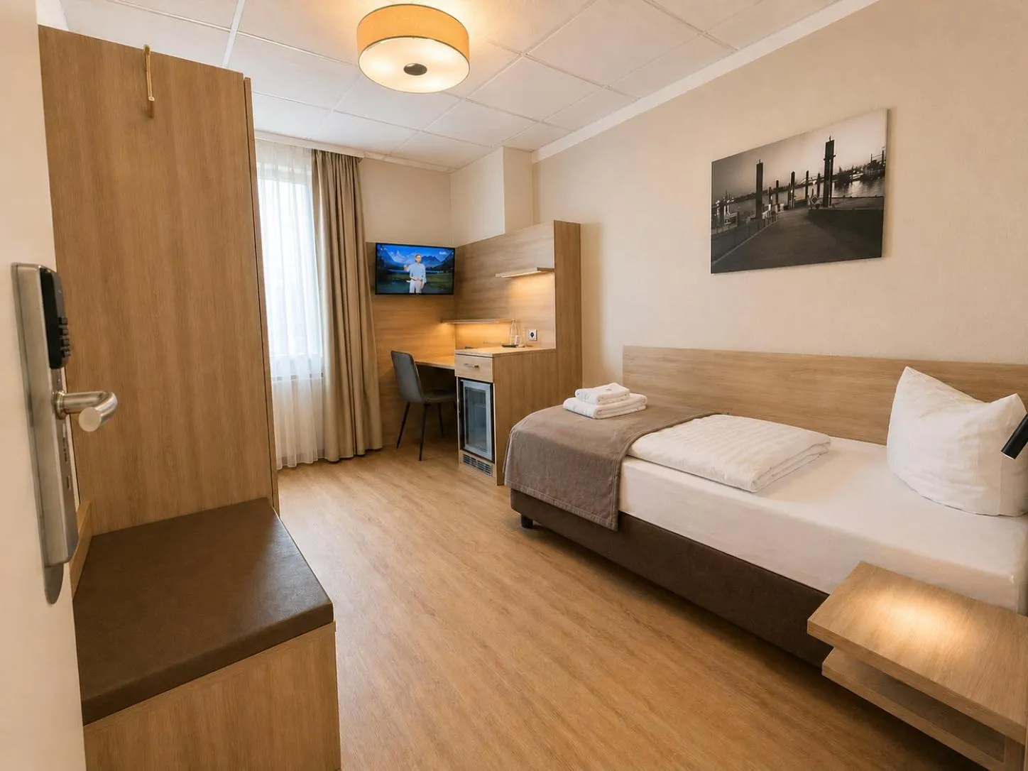 Bed in Hotel Wania
