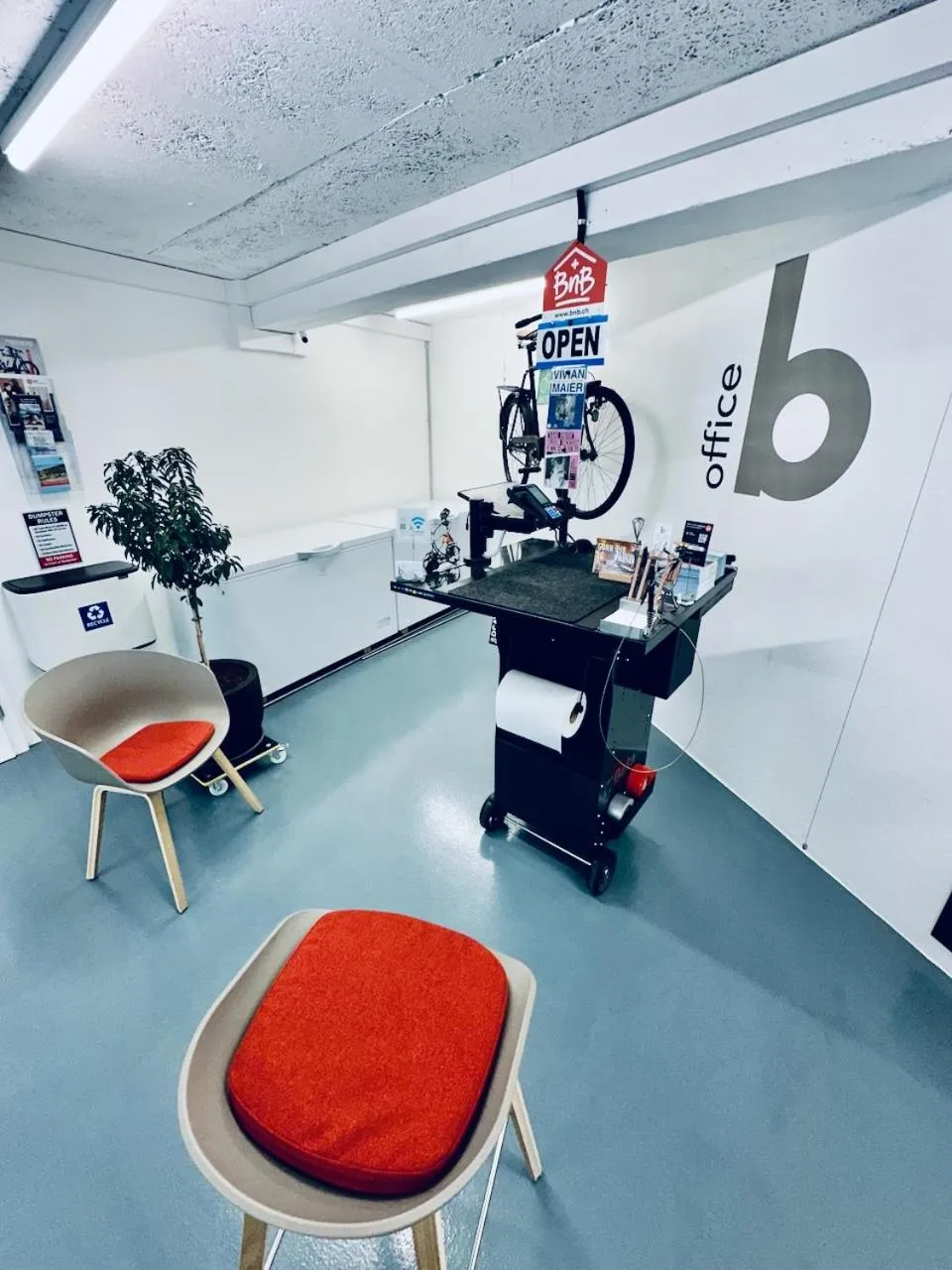 Property building in Bed Bike and Breakfast Olten