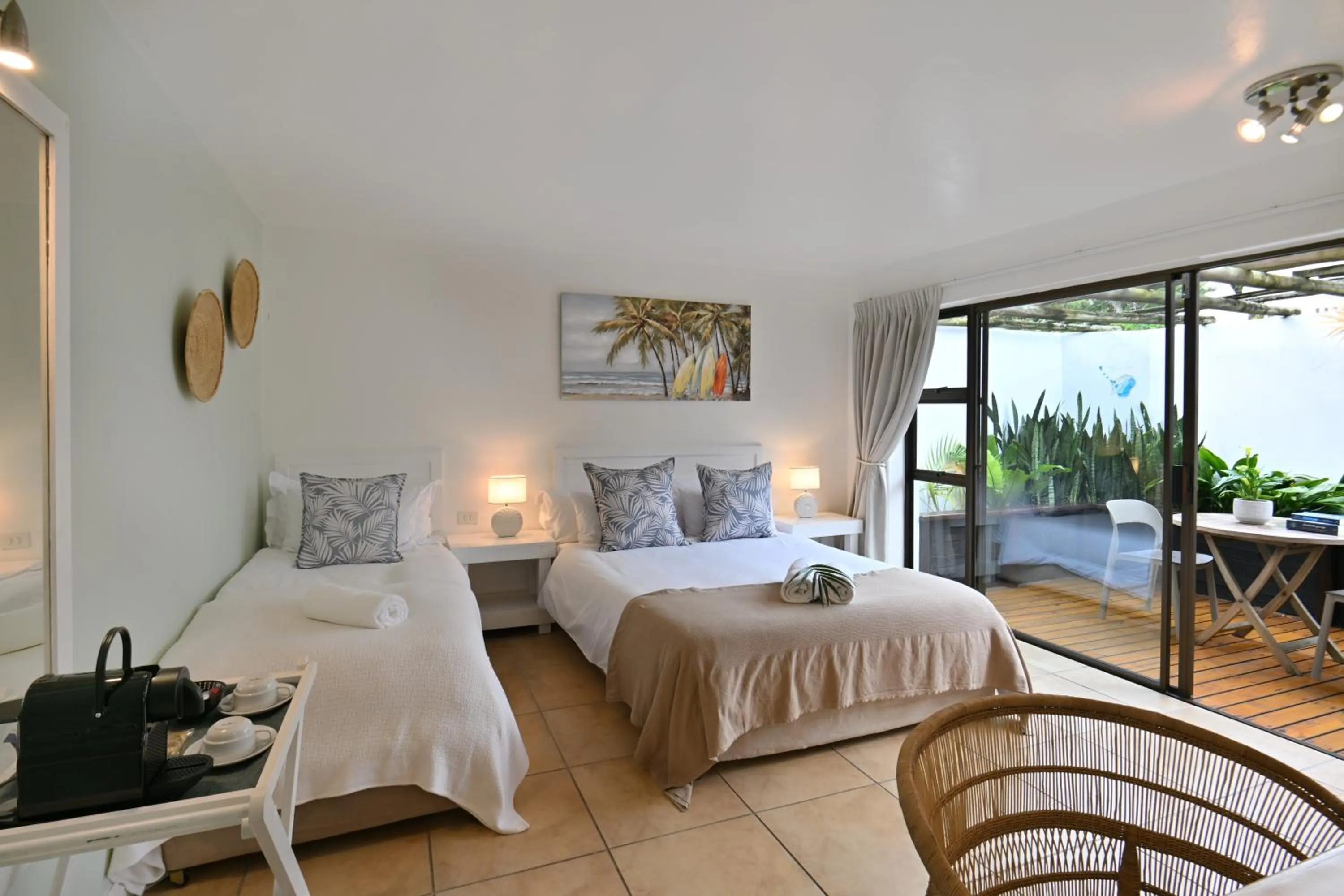 Photo of the whole room, Bed in BonBini Guest House