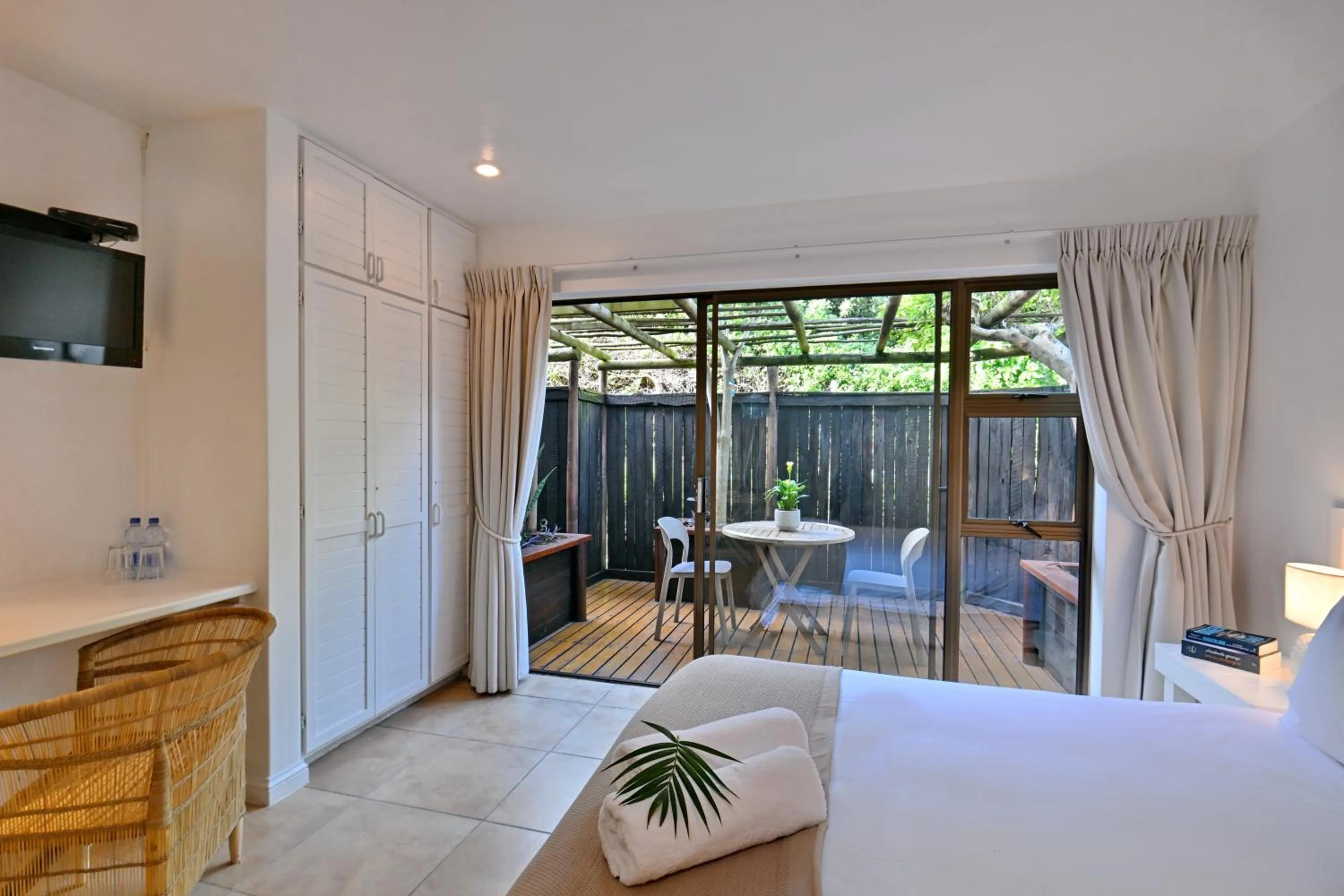 Bed in BonBini Guest House