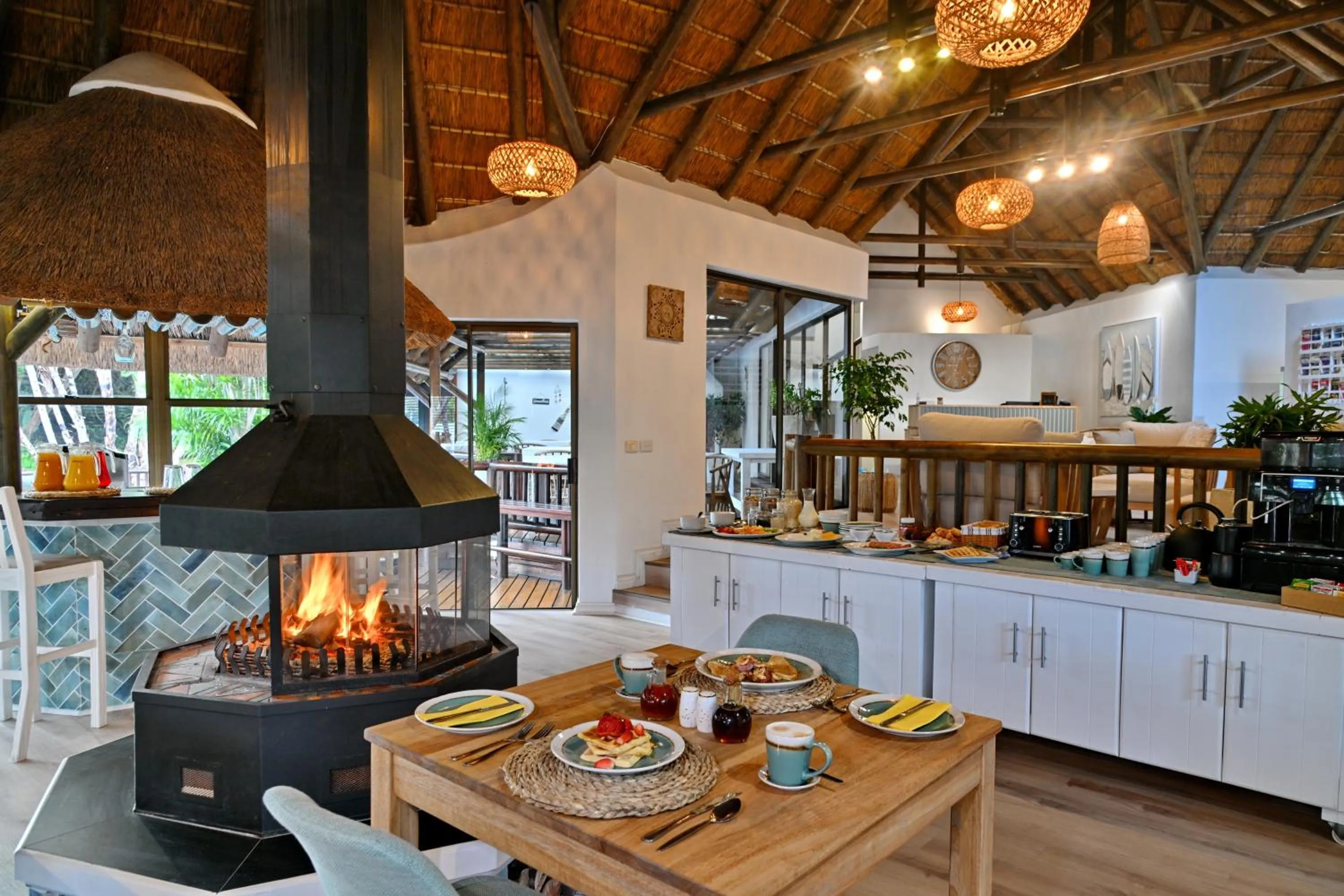 Restaurant/places to eat in BonBini Guest House