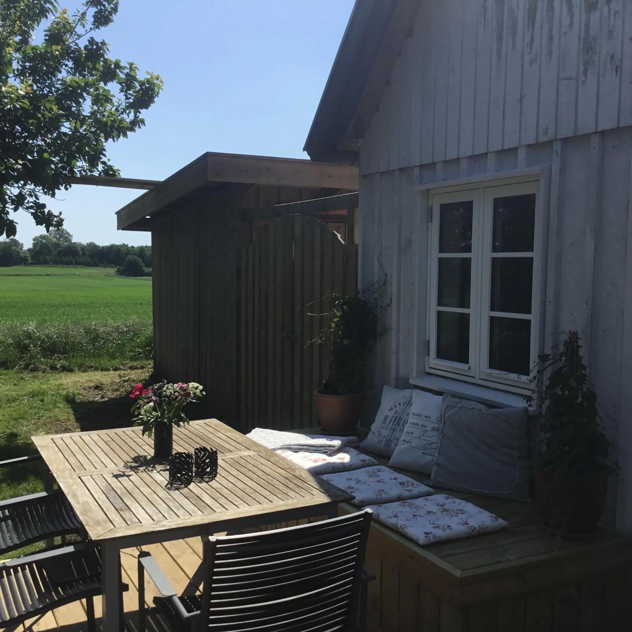 Patio in Marielyst B&B - Apartments