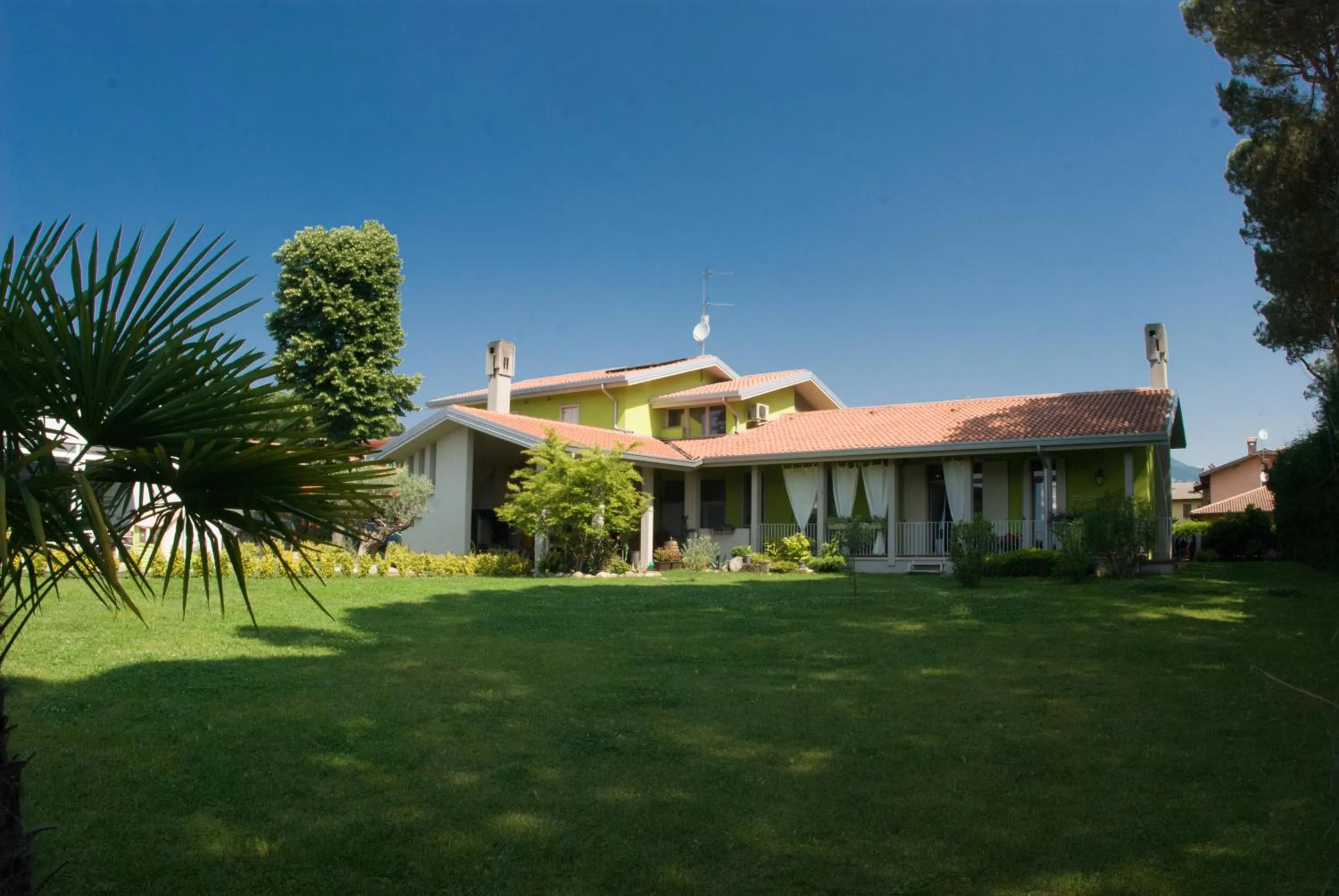 Property building in Villa Caterina