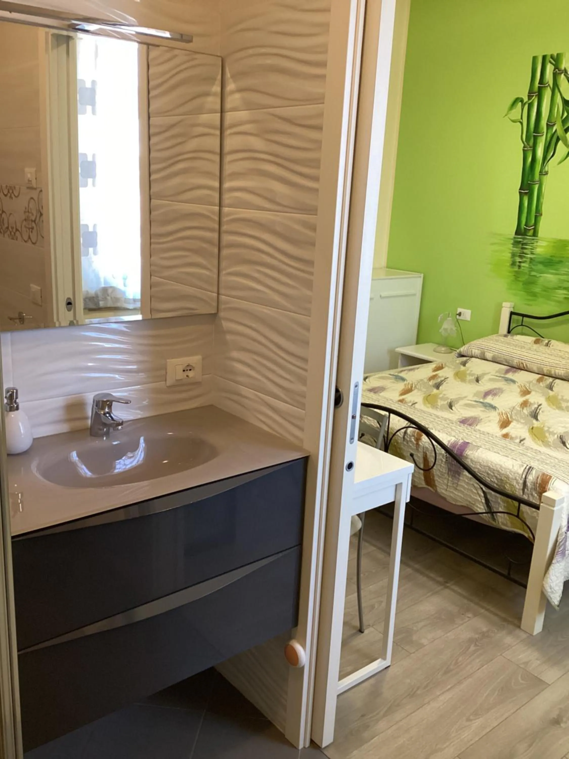 Photo of the whole room, Bed in Villa Caterina