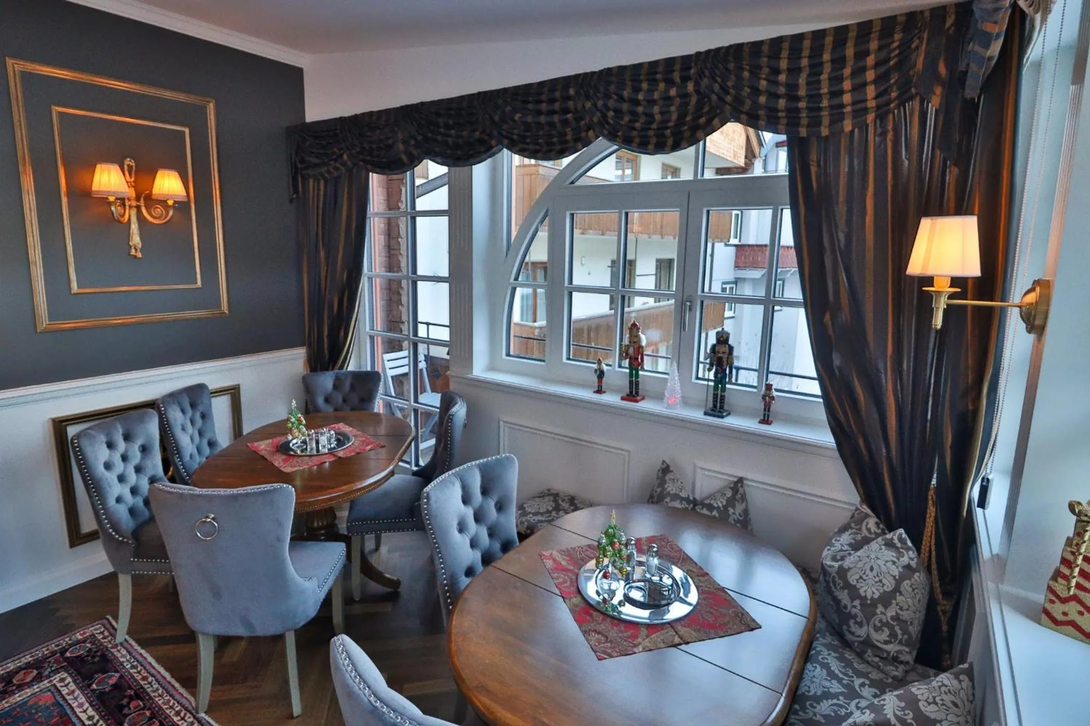 Restaurant/places to eat in Schneider Hof Boutique-Hotel Garni Superior