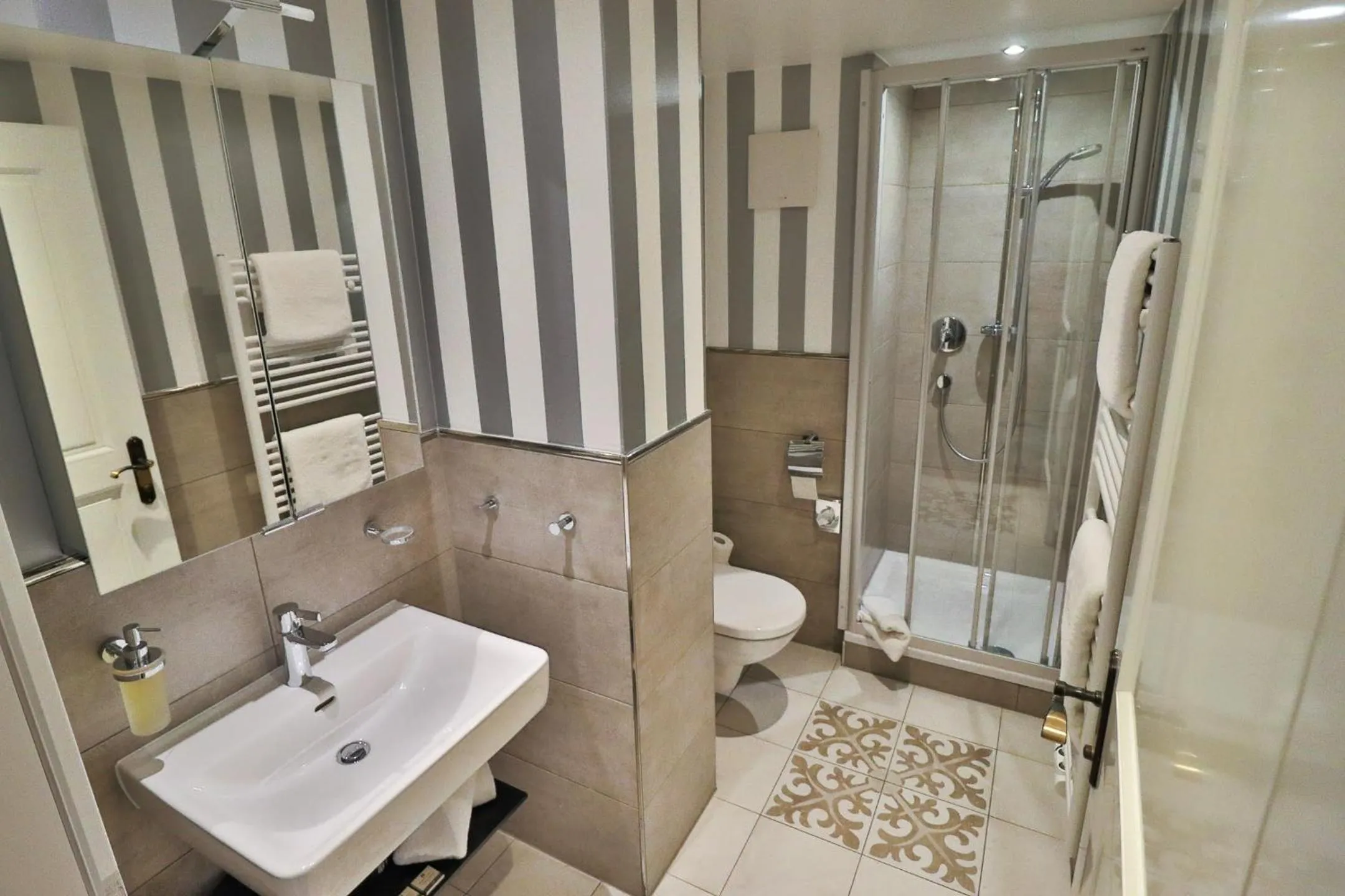 Shower in Schneider Hof Boutique-Hotel Garni Superior