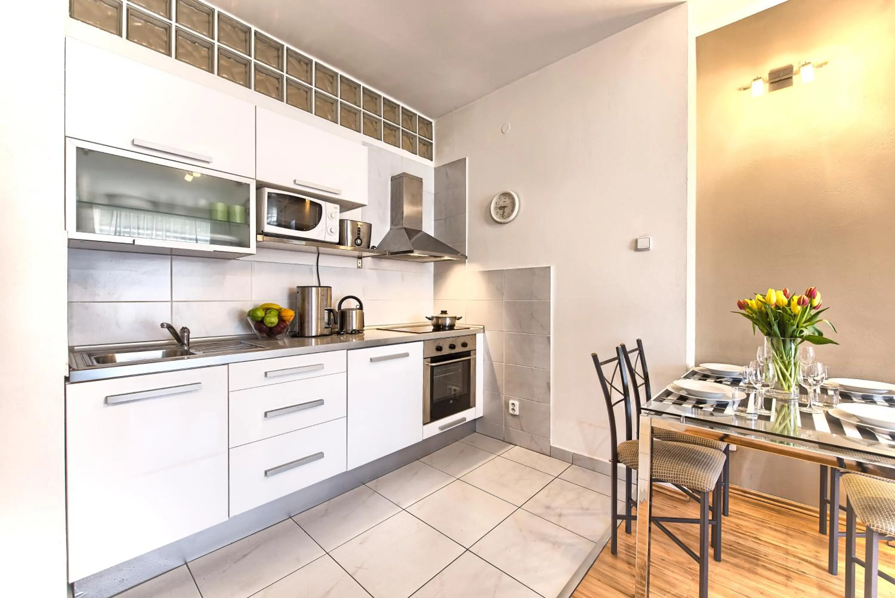 Ostrovni 7 Apartments