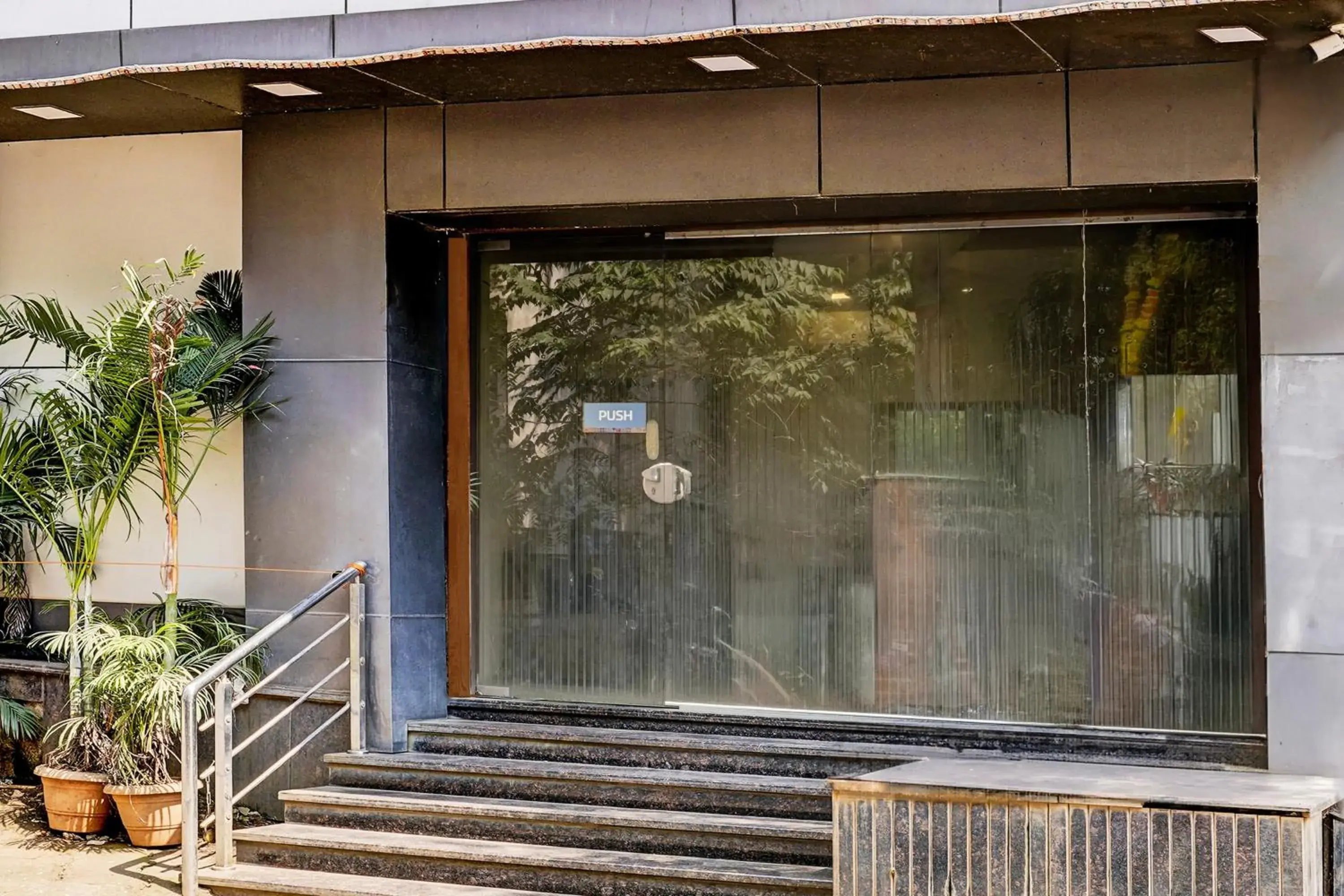 Facade/entrance in Super Collection O Airport Metro Andheri East Facade/entrance in Super Collection O Airport Metro Andheri East