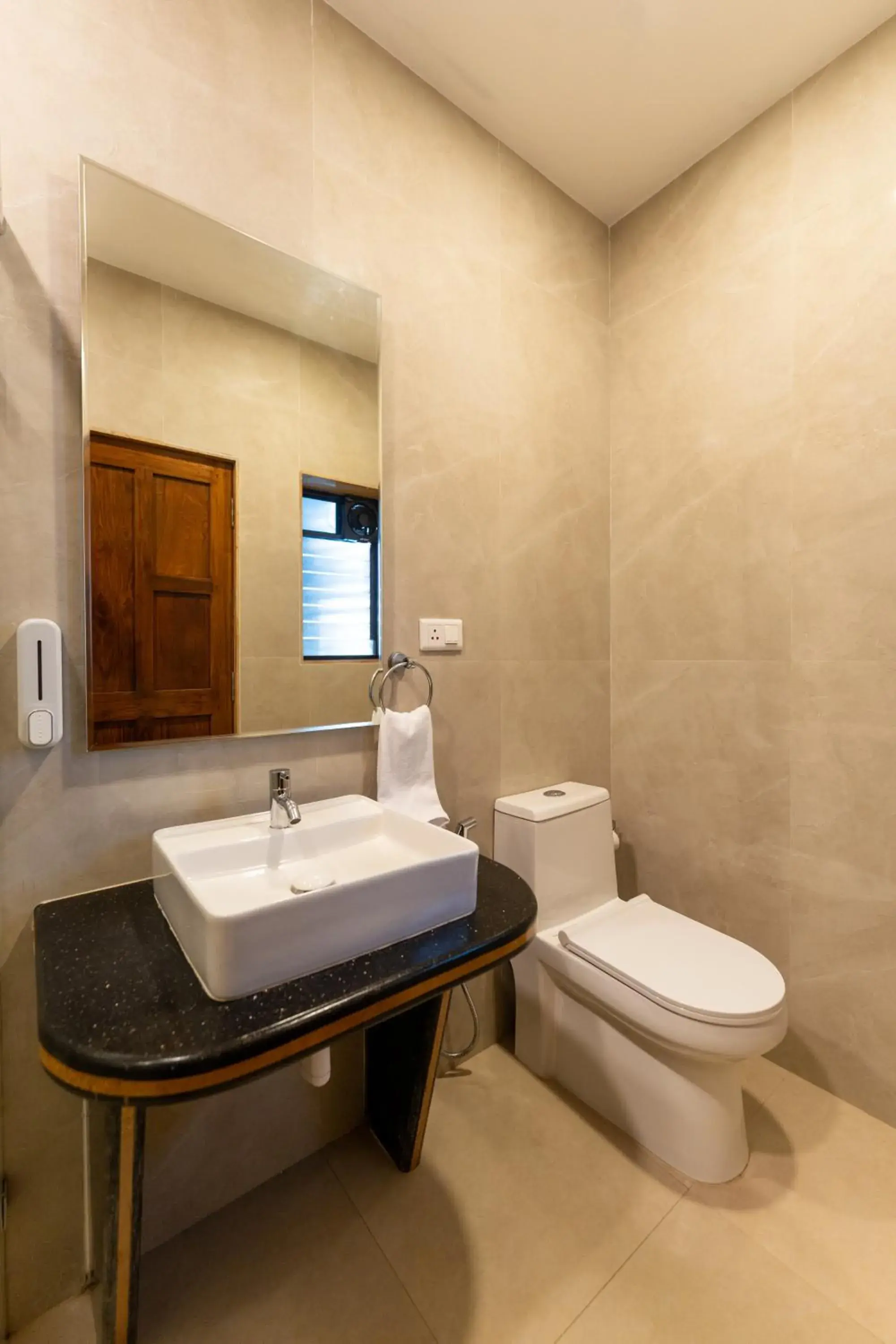 Bathroom in The Grand Leoney Resort Bathroom in The Grand Leoney Resort