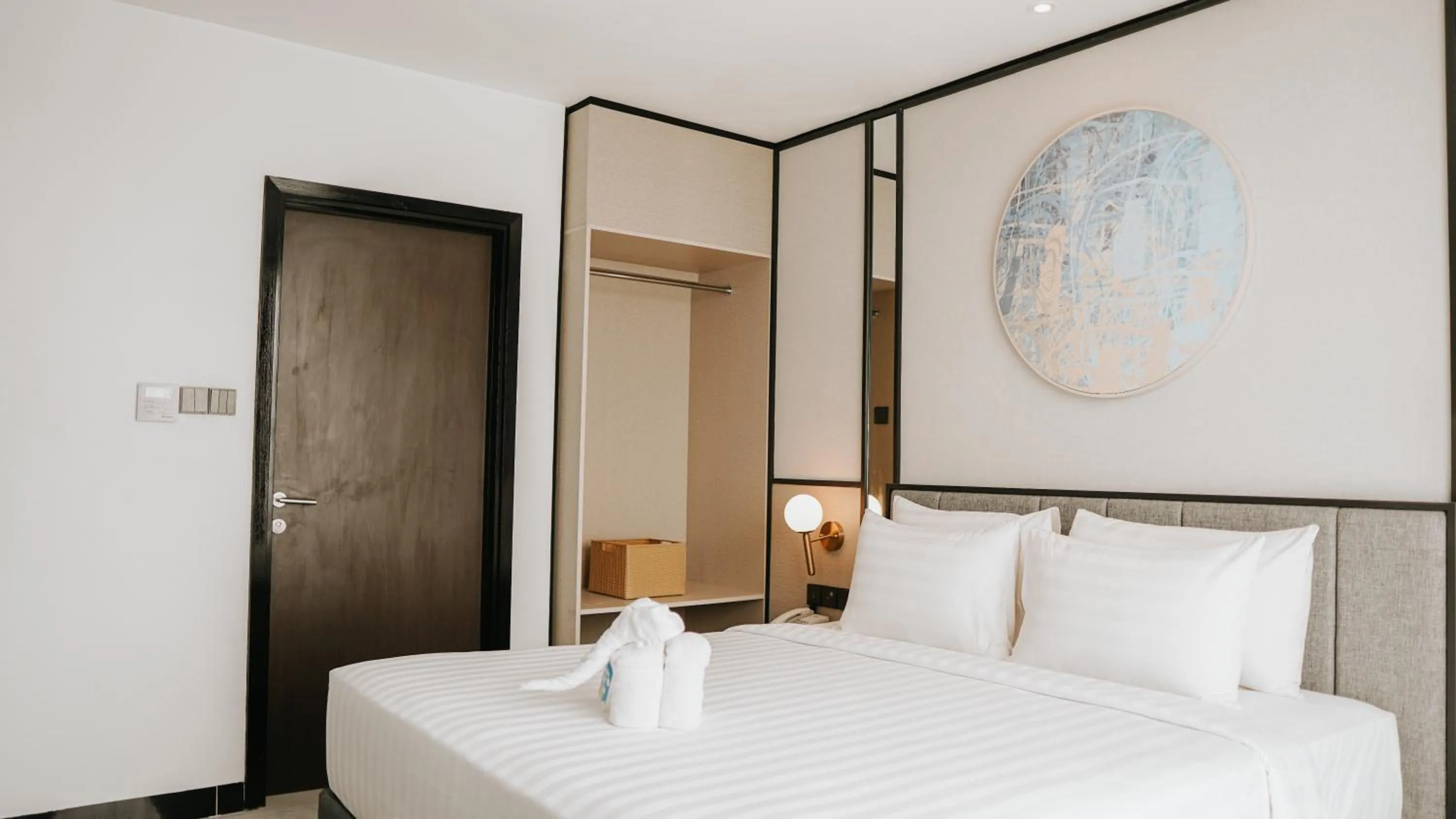 Bed in Ascent Premiere Hotel & Convention Pasuruan