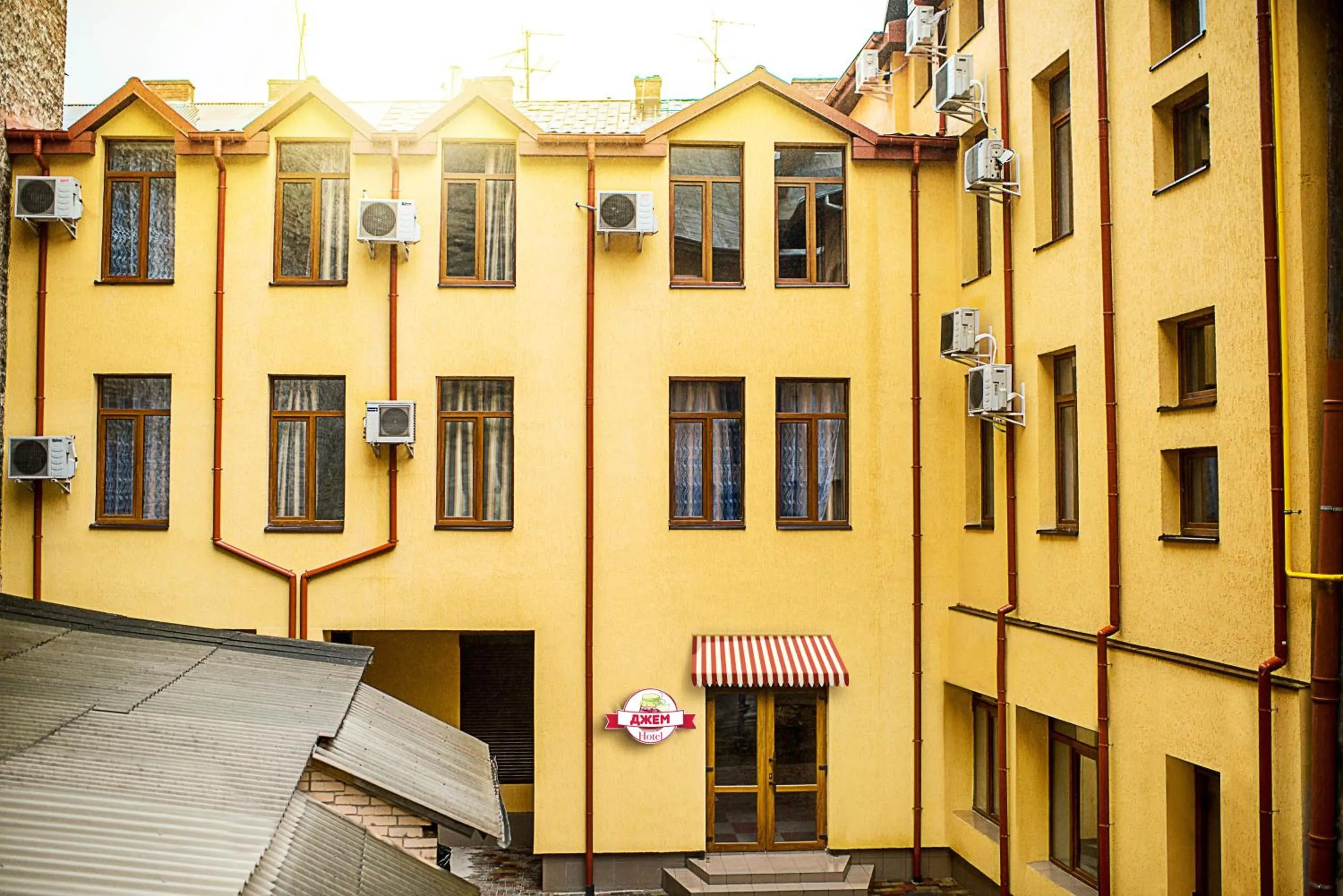 Facade/entrance in Lviv Central Jam Hotel