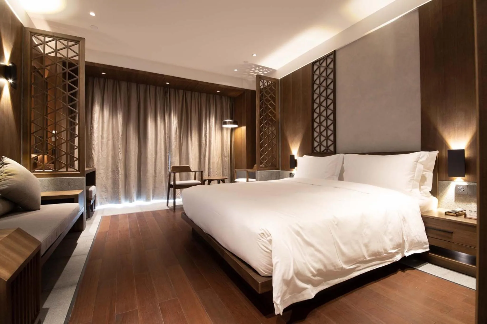 Photo of the whole room, Bed in Qiuzhu Hotel Shanghai