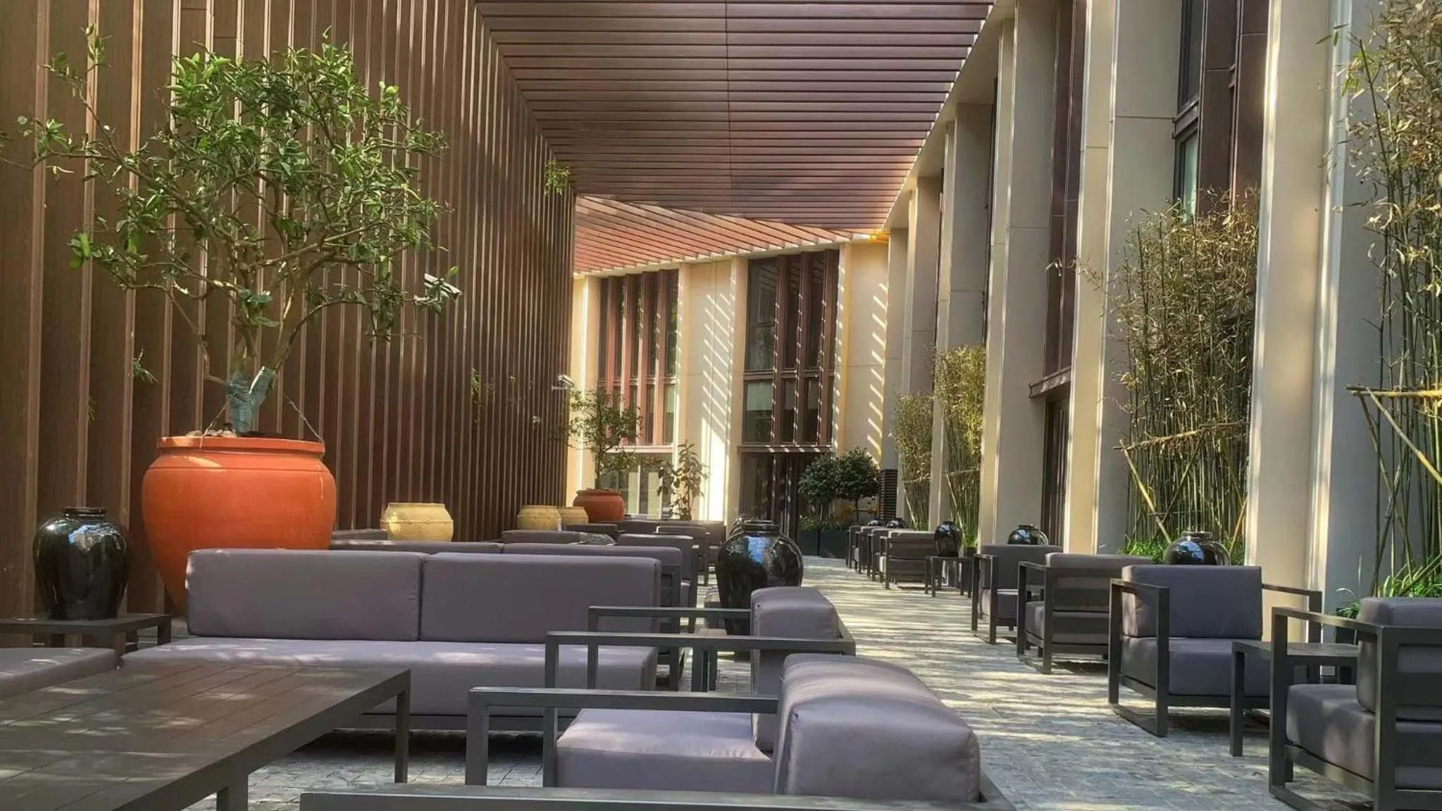 Seating area in Qiuzhu Hotel Shanghai