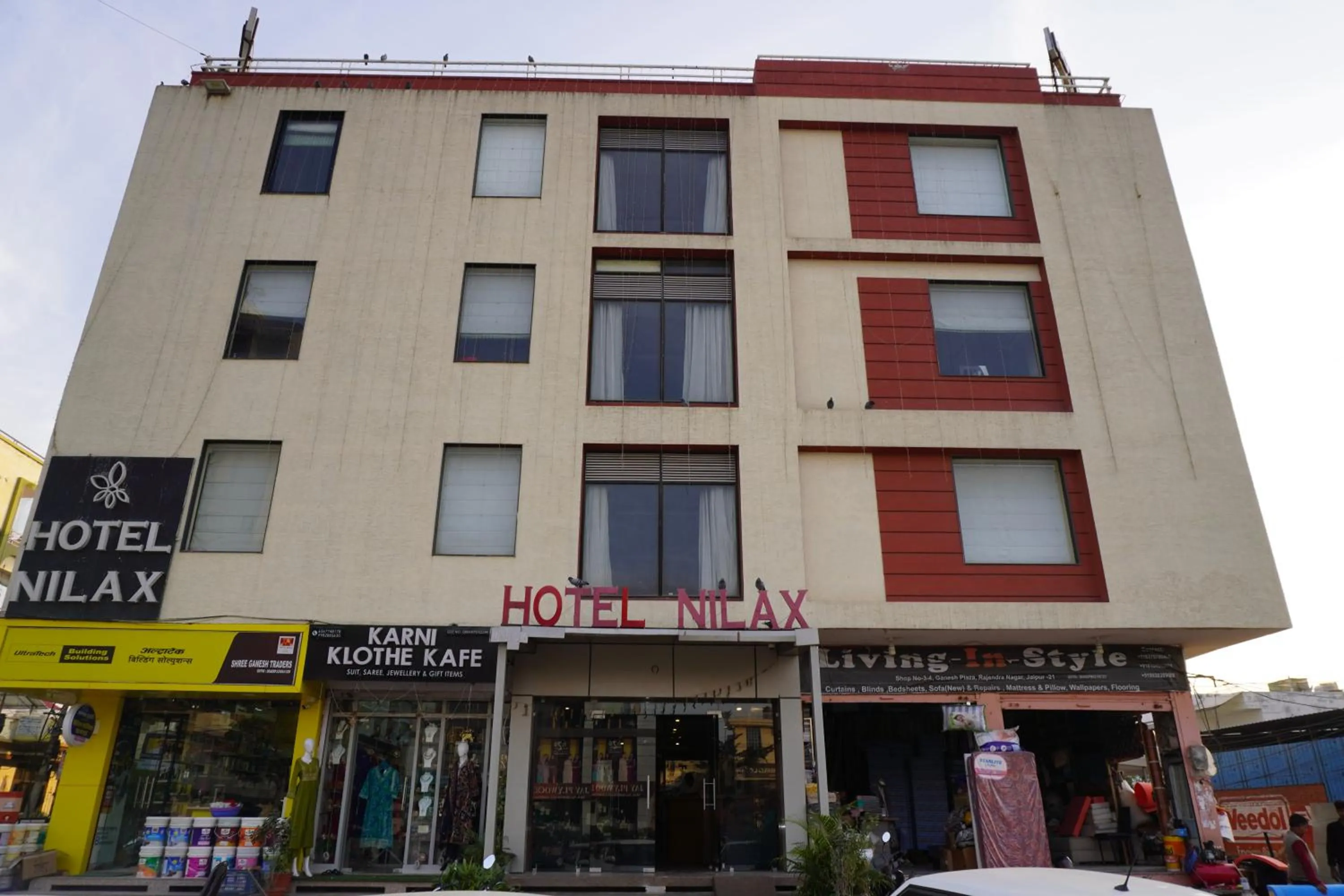 Property building in Hotel Nilax