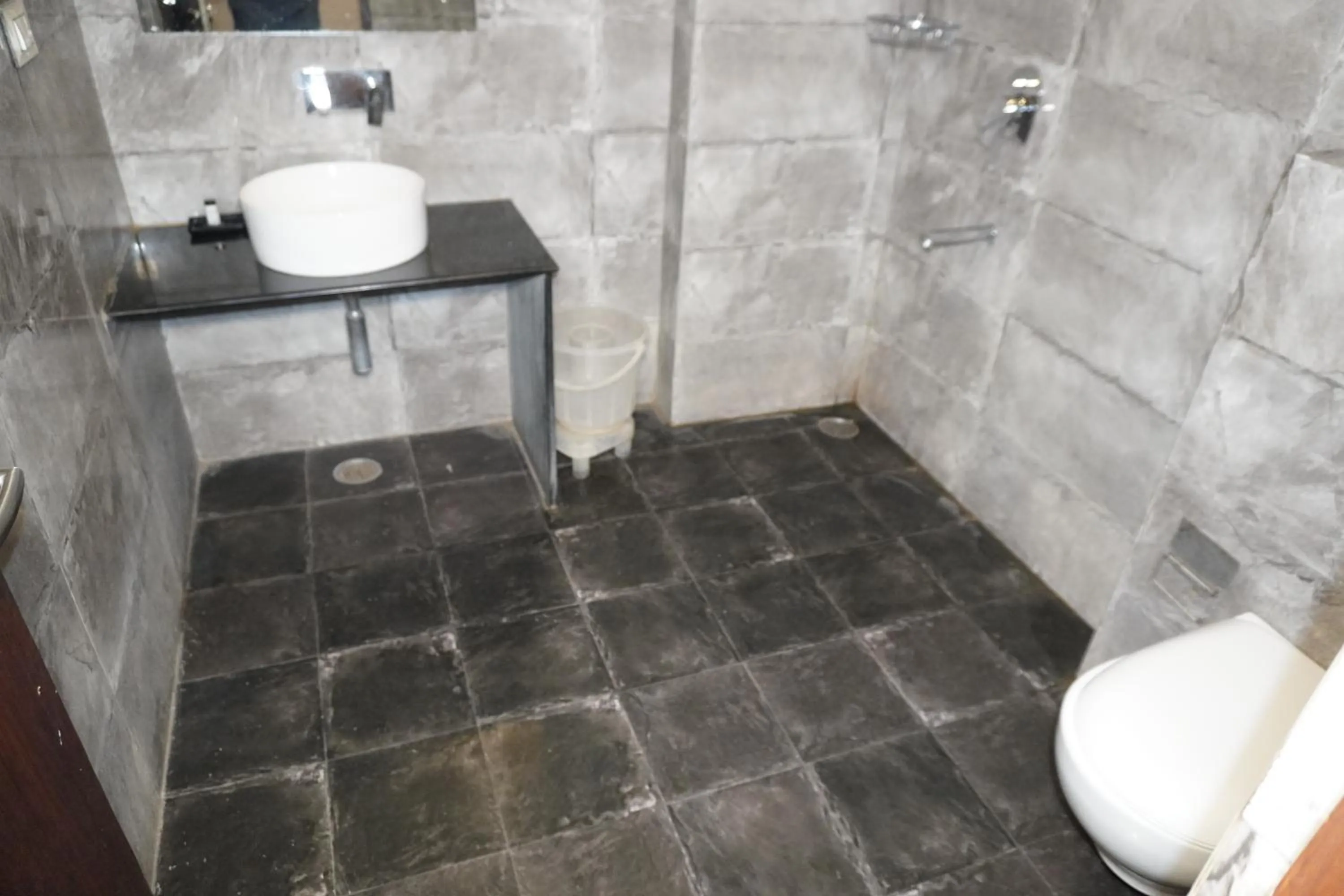 Bathroom in Hotel Nilax