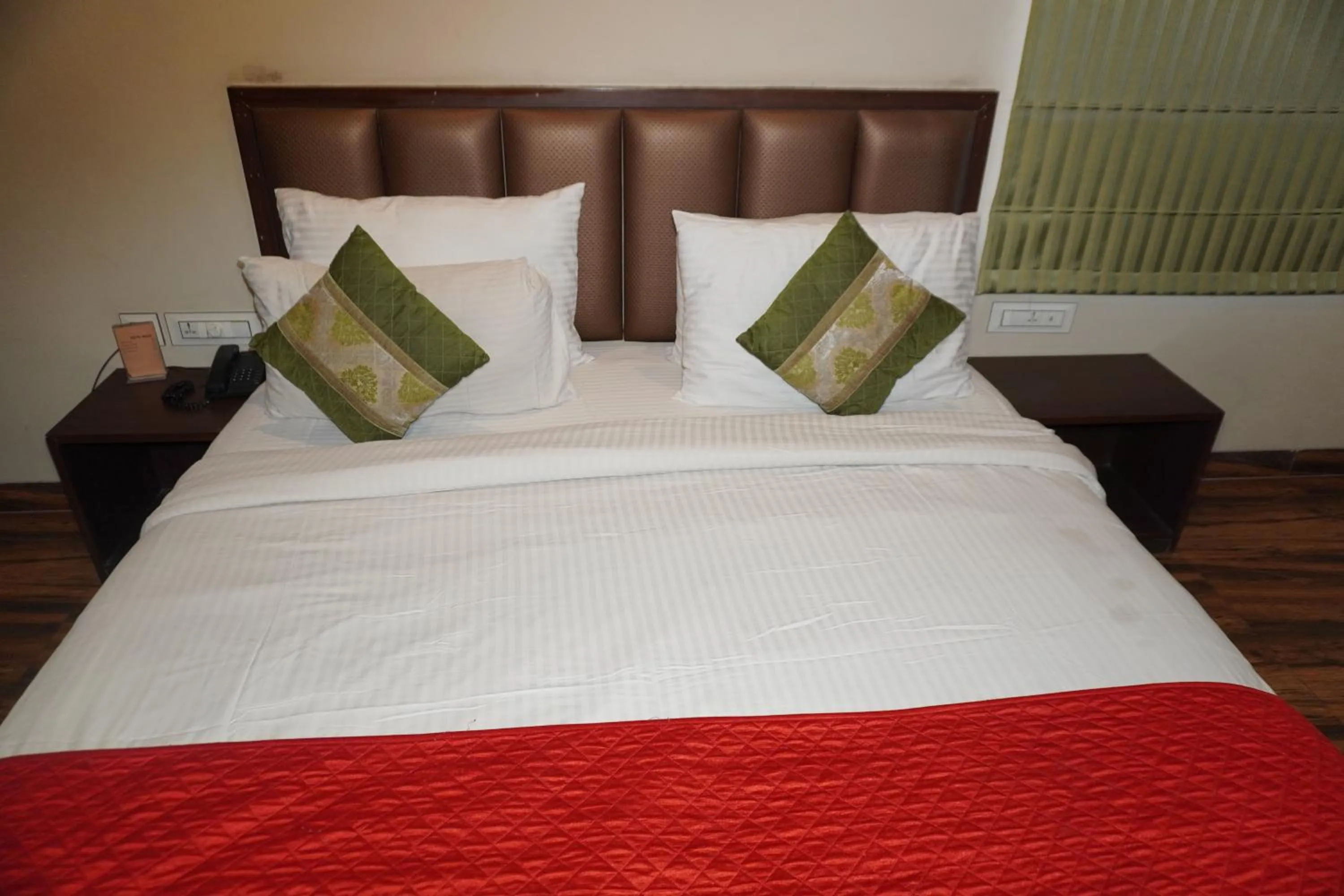 Bed in Hotel Nilax