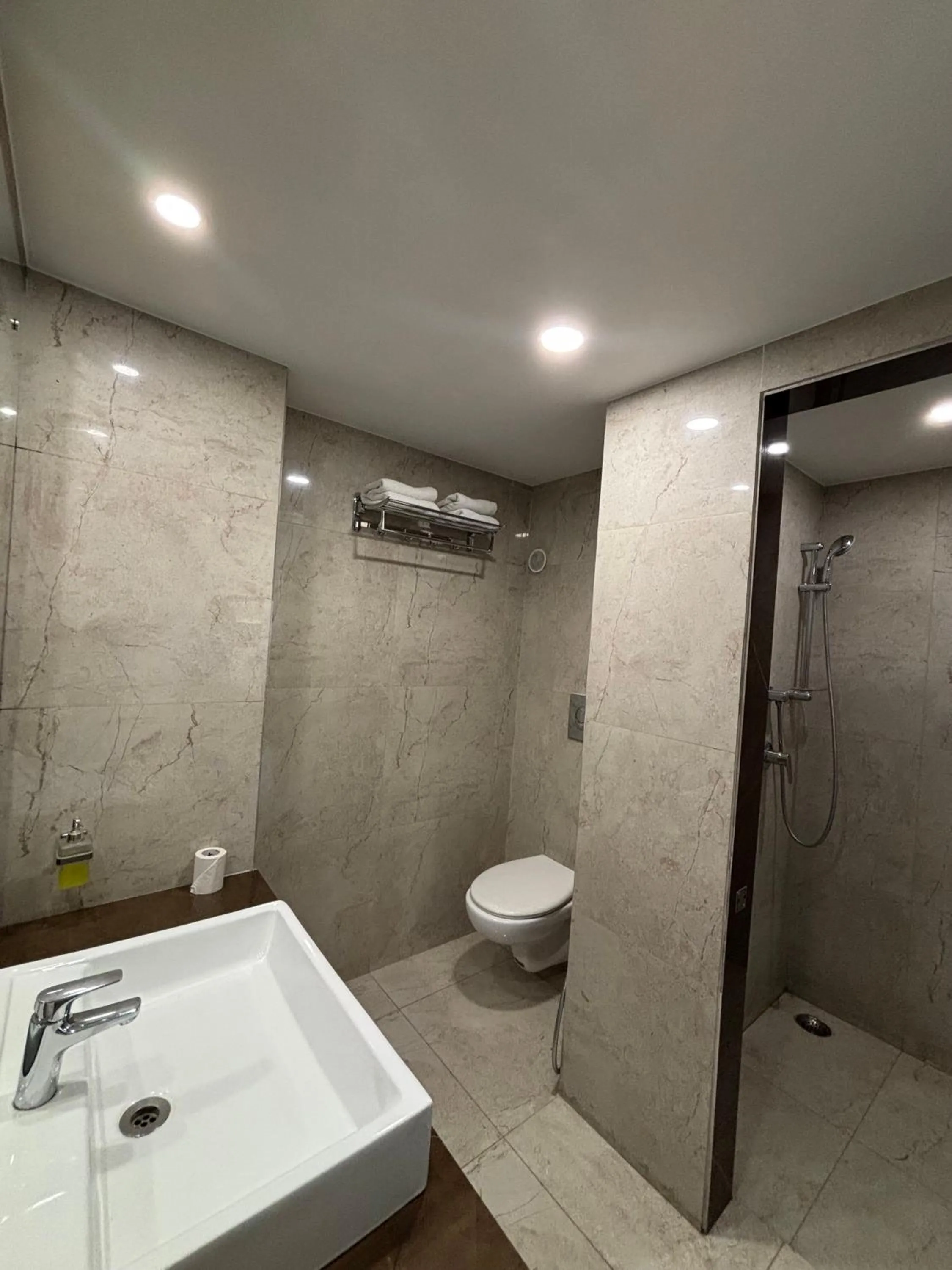 Bathroom in RESIDENCY HOTEl