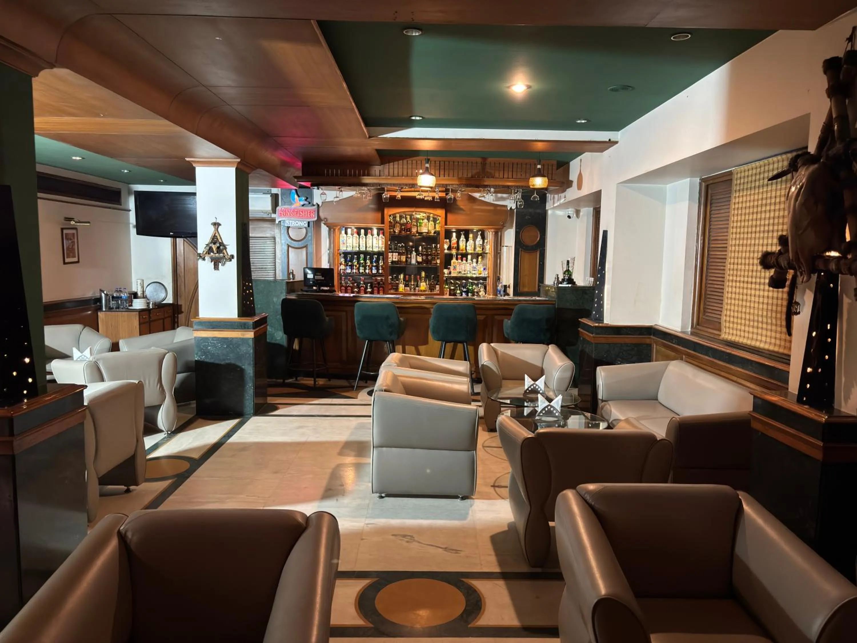 Lounge or bar in RESIDENCY HOTEl