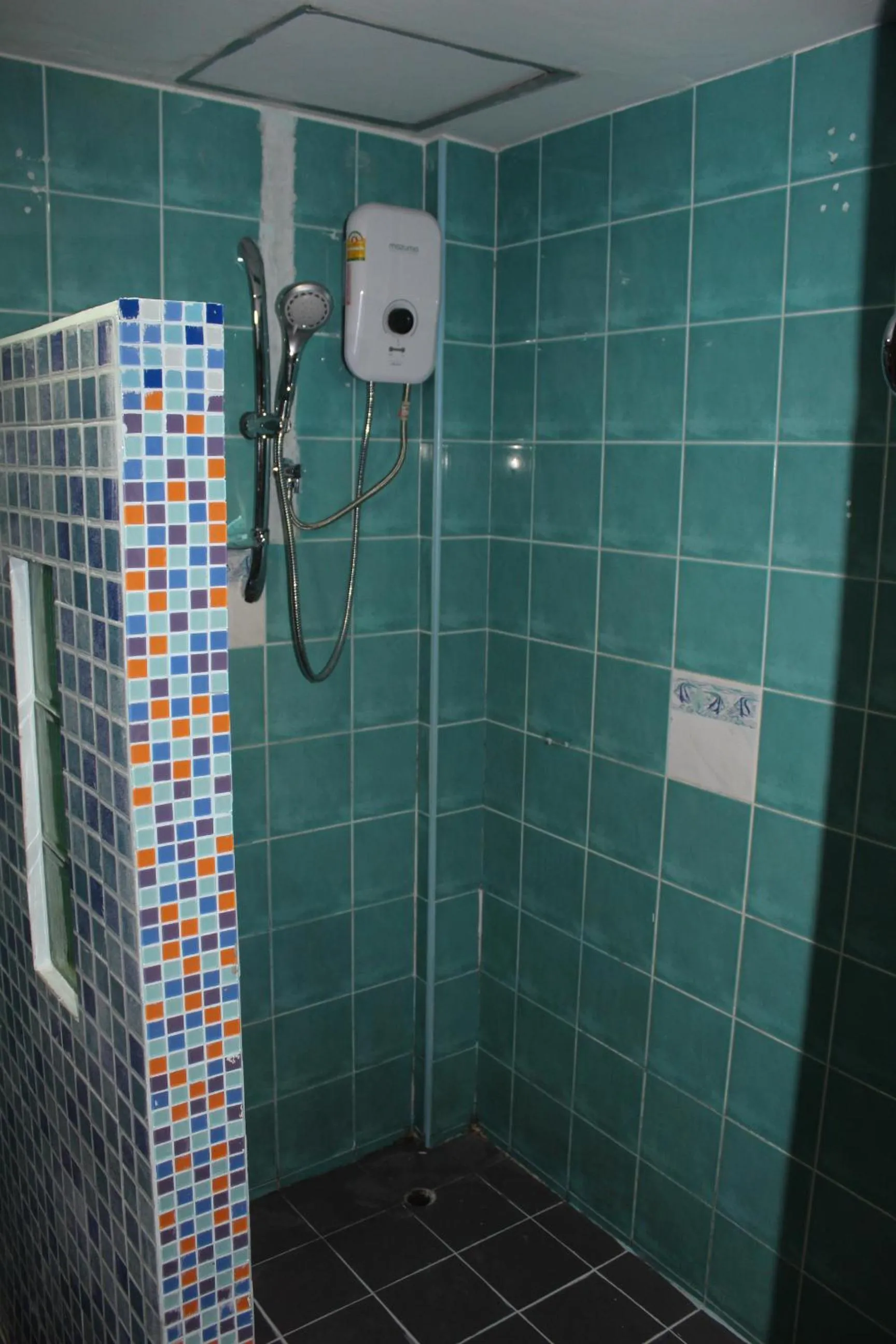Shower in Samui Green Hotel