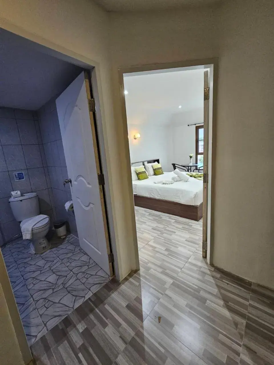 Toilet, Bed in Samui Green Hotel Toilet, Bed in Samui Green Hotel