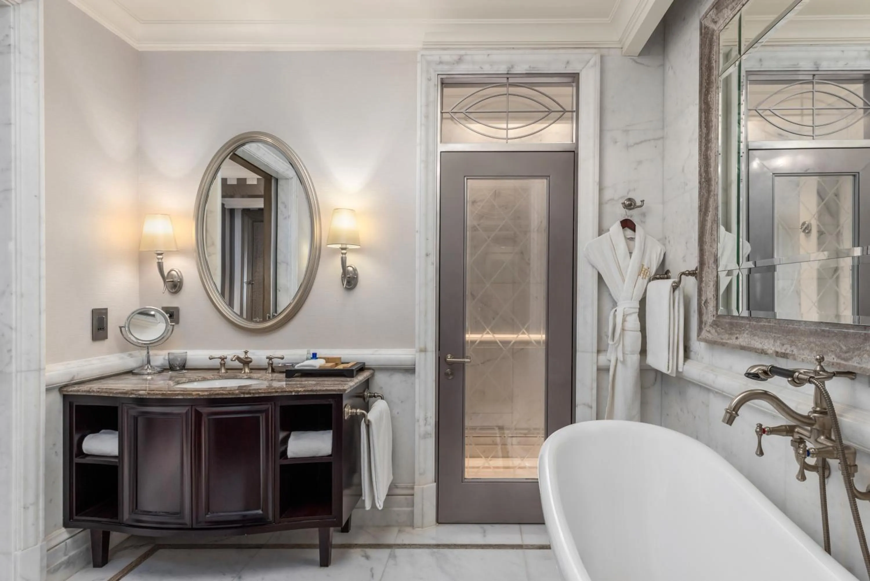 Bathroom in Al Habtoor Palace - Preferred Hotels & Resorts