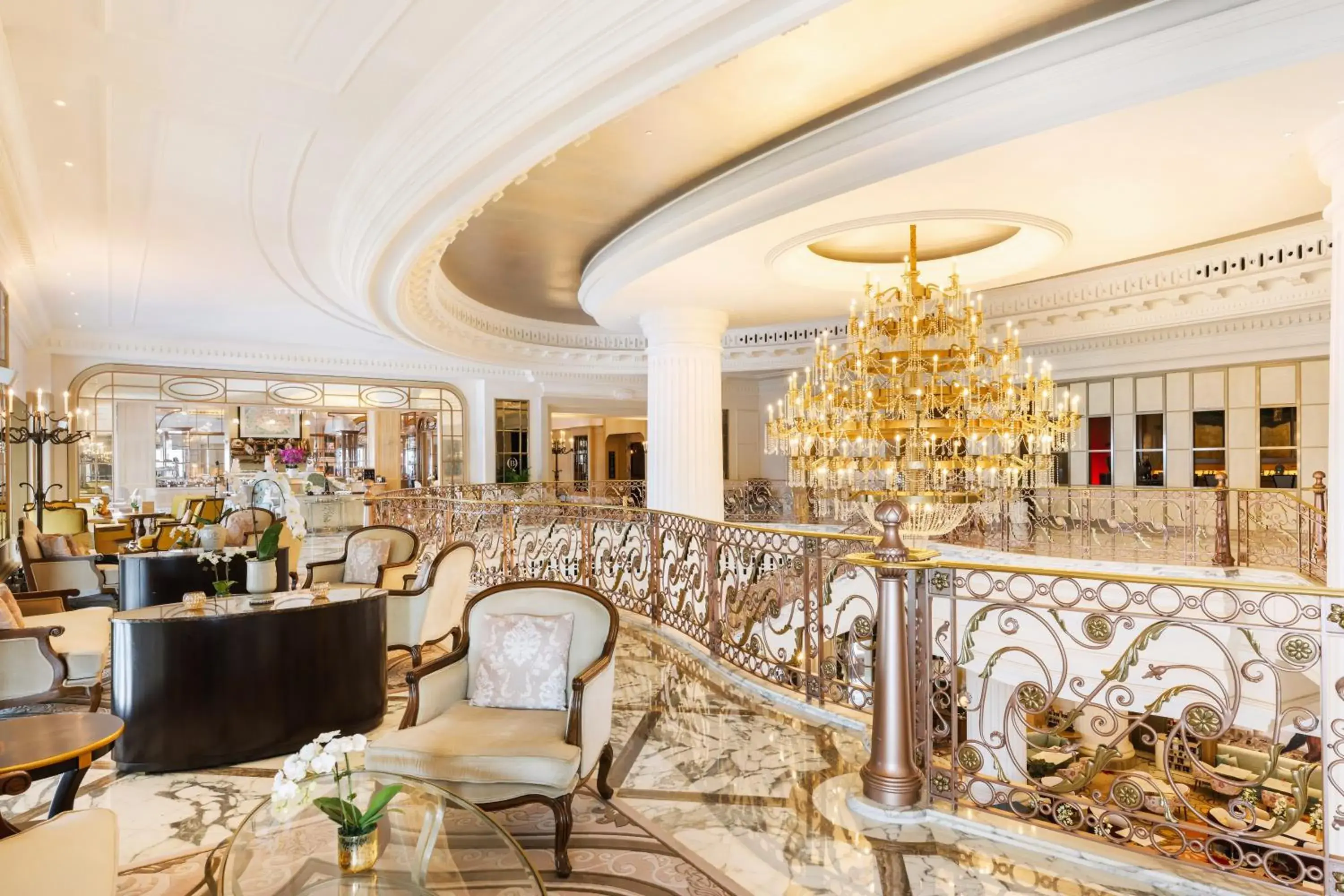 Restaurant/places to eat in Al Habtoor Palace - Preferred Hotels & Resorts Restaurant/places to eat in Al Habtoor Palace - Preferred Hotels & Resorts