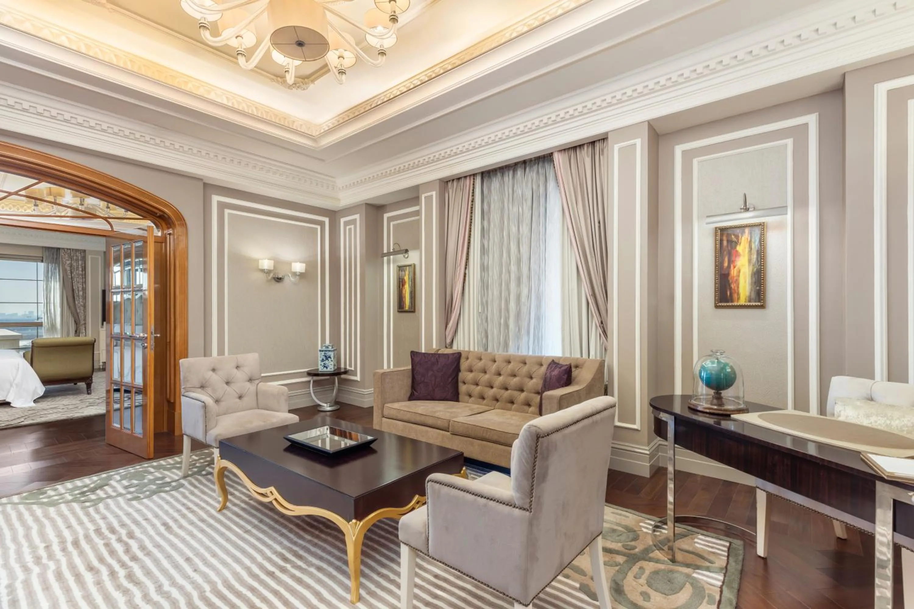 Living room in Al Habtoor Palace - Preferred Hotels & Resorts