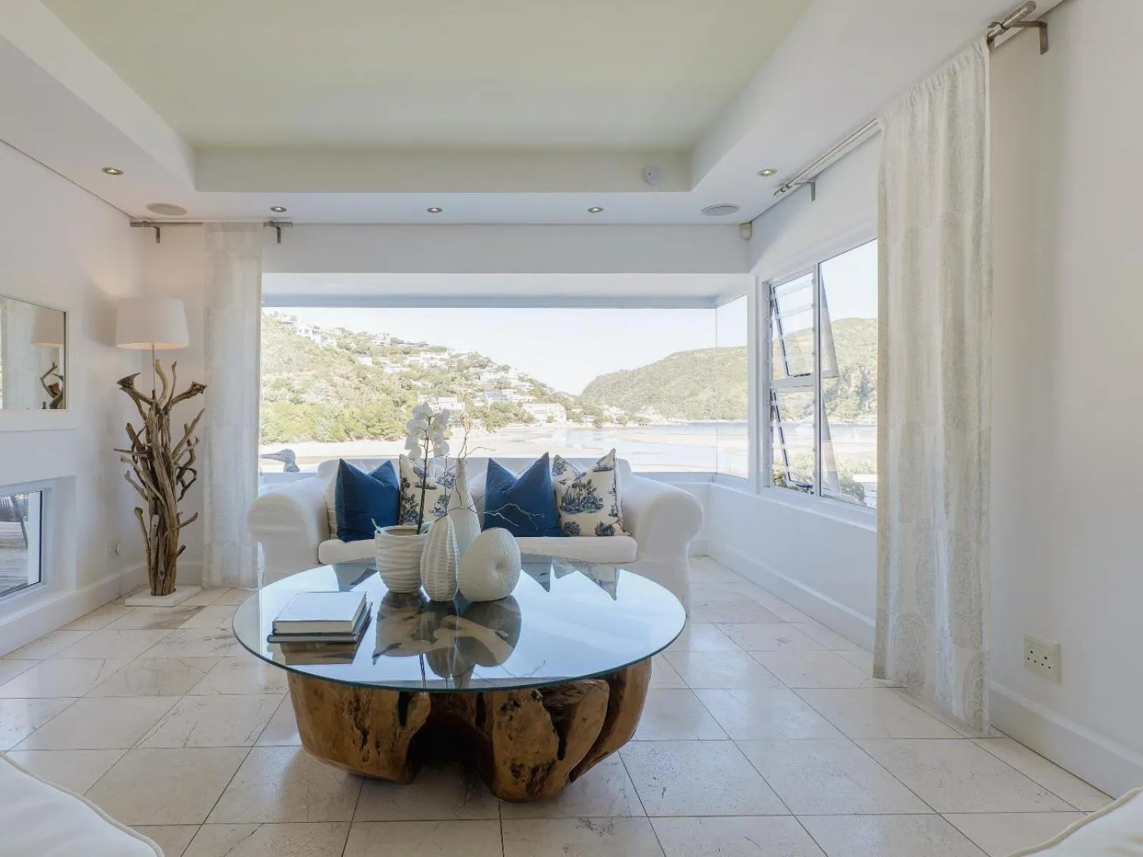 Dining area in Amanzi Island Boutique Hotel