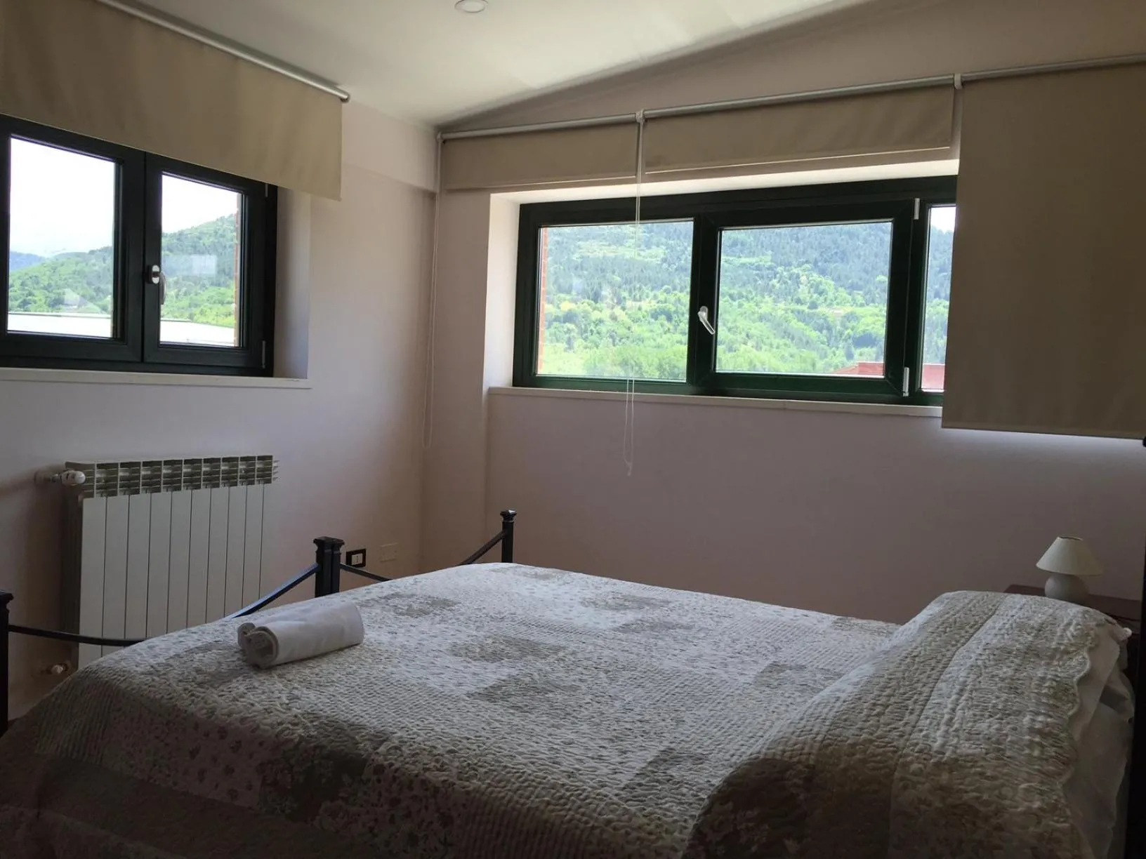 Double Room with Private External Bathroom in B&B Culla Dell'Aquila