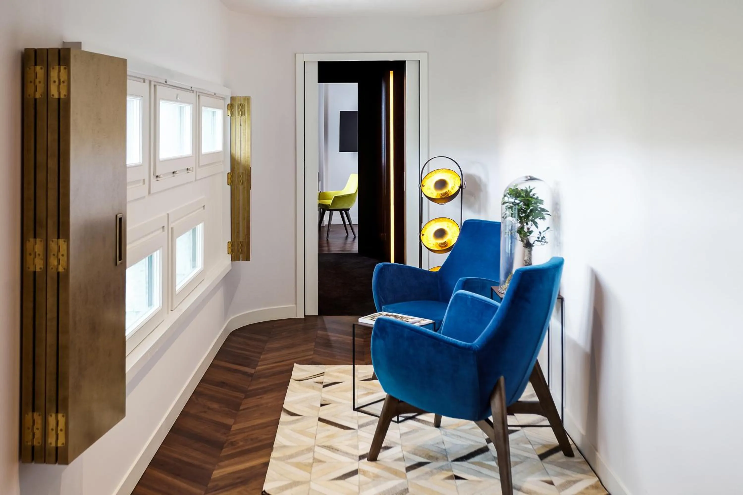 Seating area in Boutet Bastille Hotel Paris - MGallery Collection