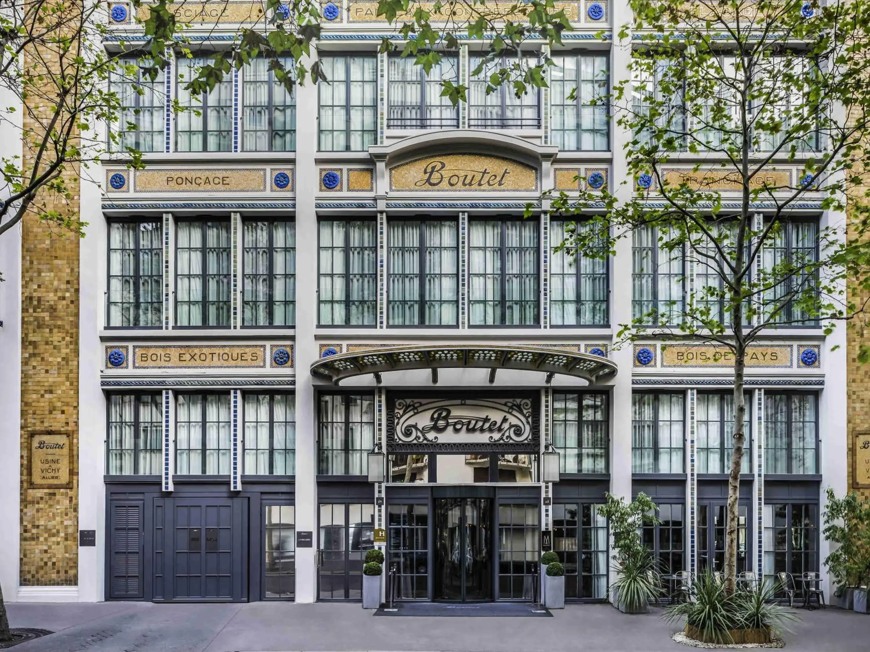 Property building in Boutet Bastille Hotel Paris - MGallery Collection Property building in Boutet Bastille Hotel Paris - MGallery Collection