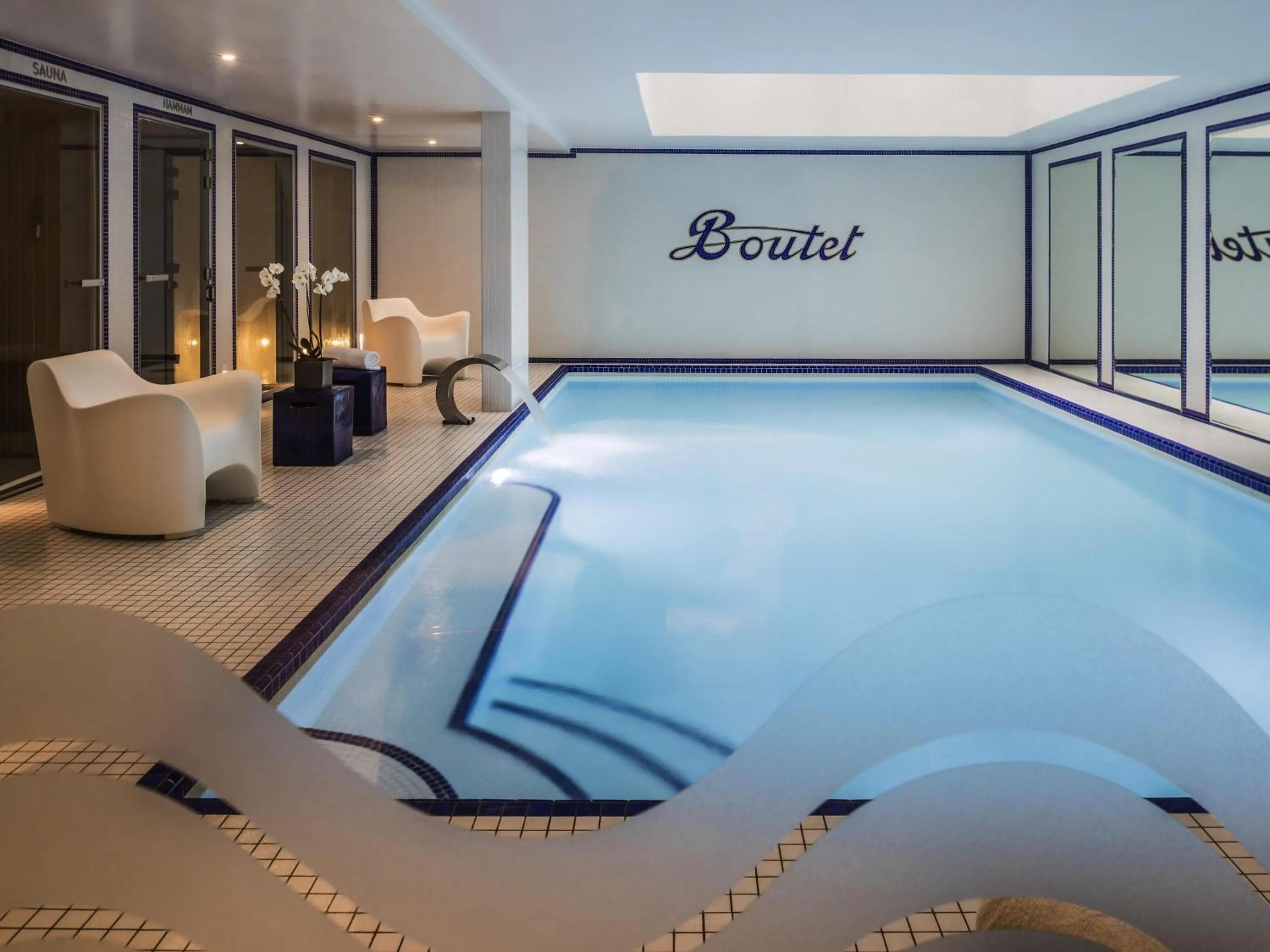 Property building in Boutet Bastille Hotel Paris - MGallery Collection