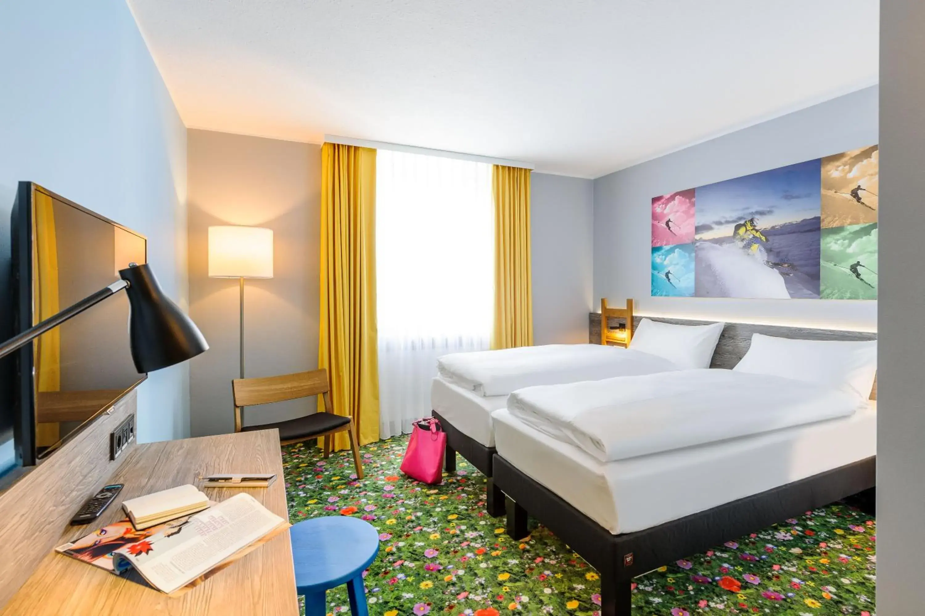 Photo of the whole room, Bed in Felix Hotel Kaufbeuren Photo of the whole room, Bed in Felix Hotel Kaufbeuren