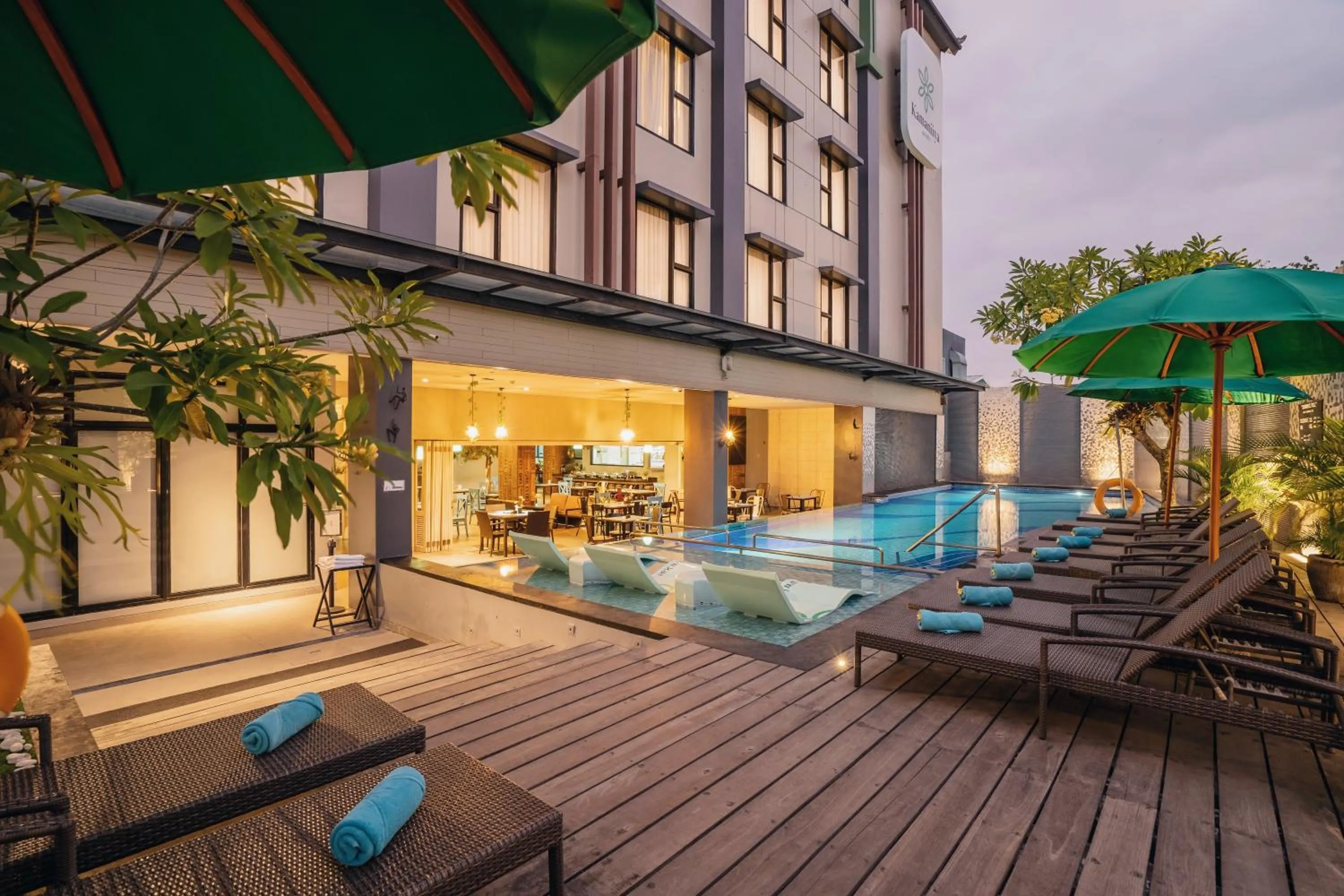 Swimming pool in Kamaniiya Petitenget Seminyak