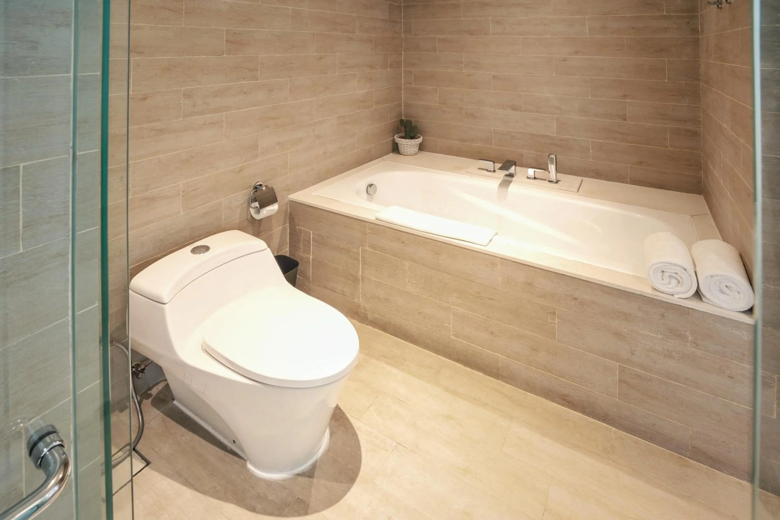 Bathroom in Kamaniiya Petitenget Seminyak