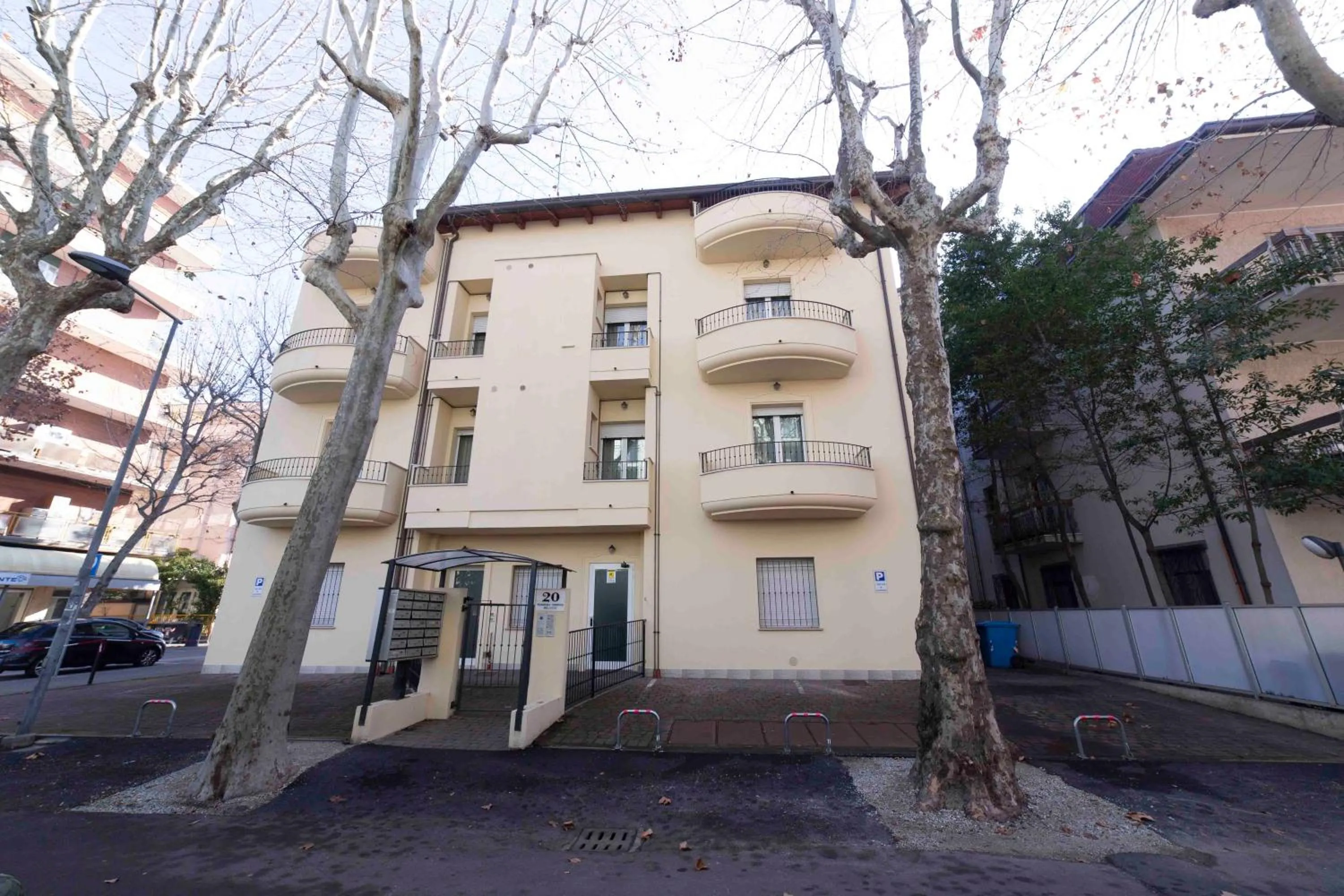 Property building in Residenza Melucci