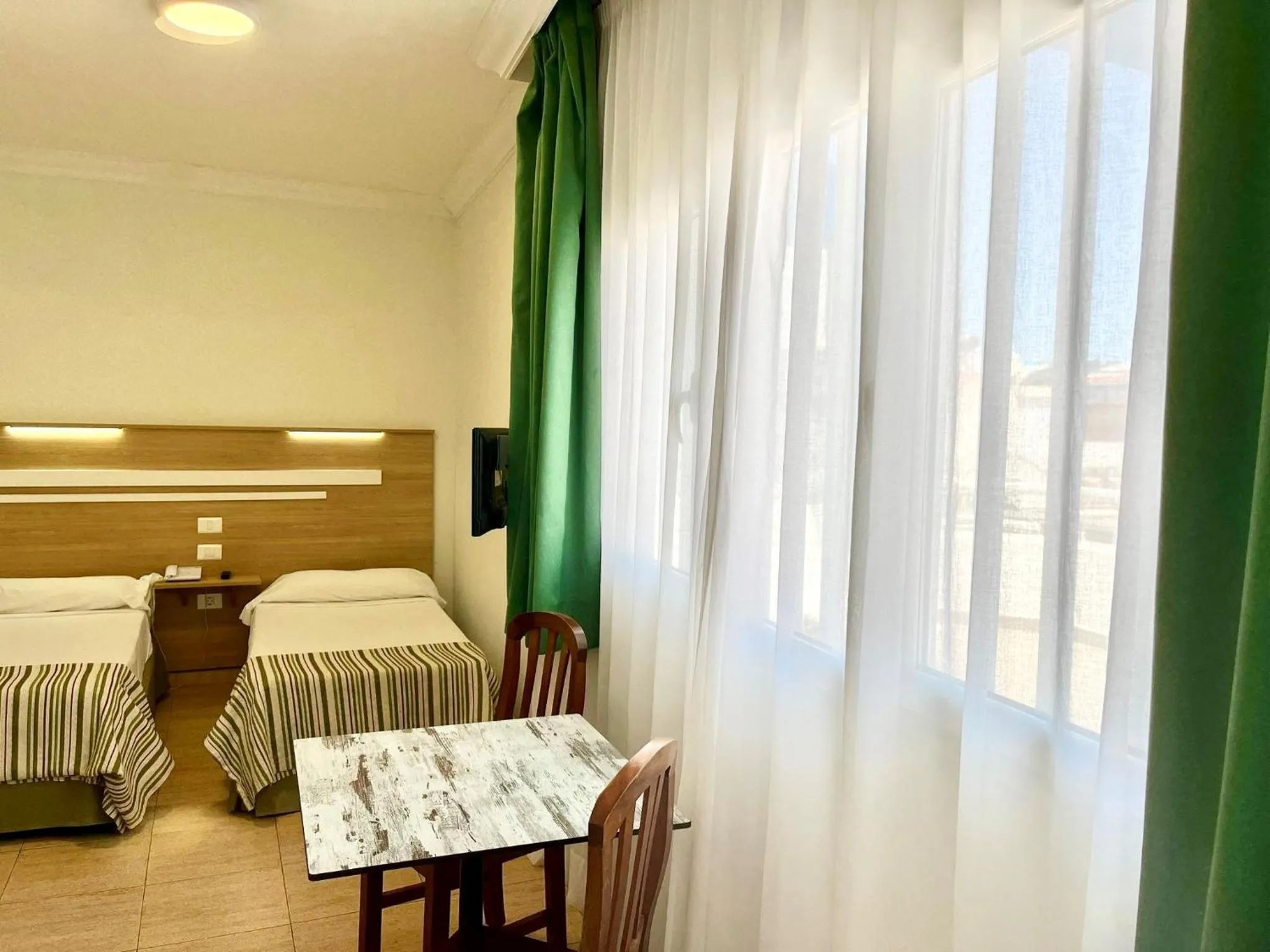 Bedroom, Bed in Apartamentos Tinoca